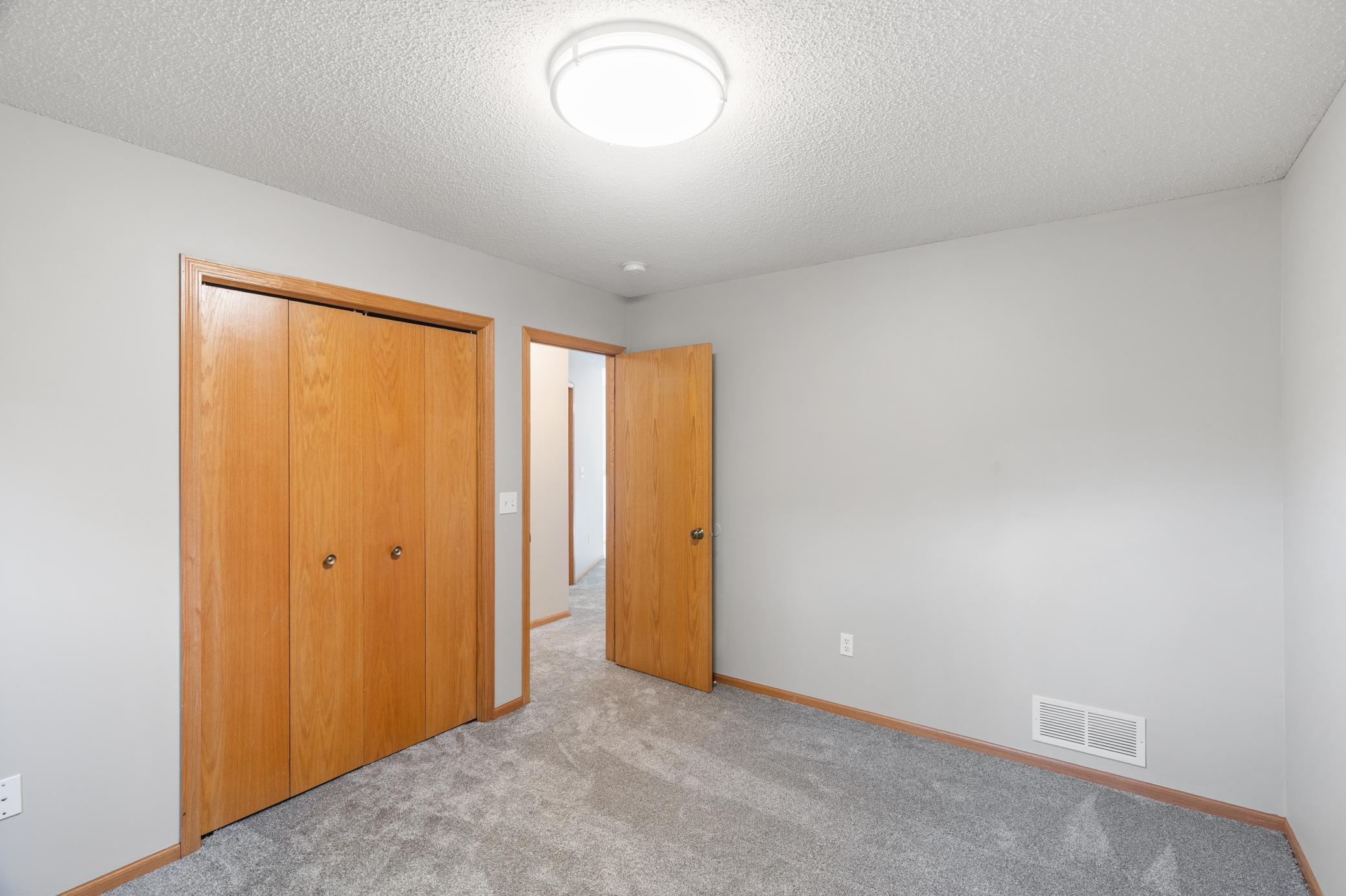 2975 Egan Avenue Property Photo 17