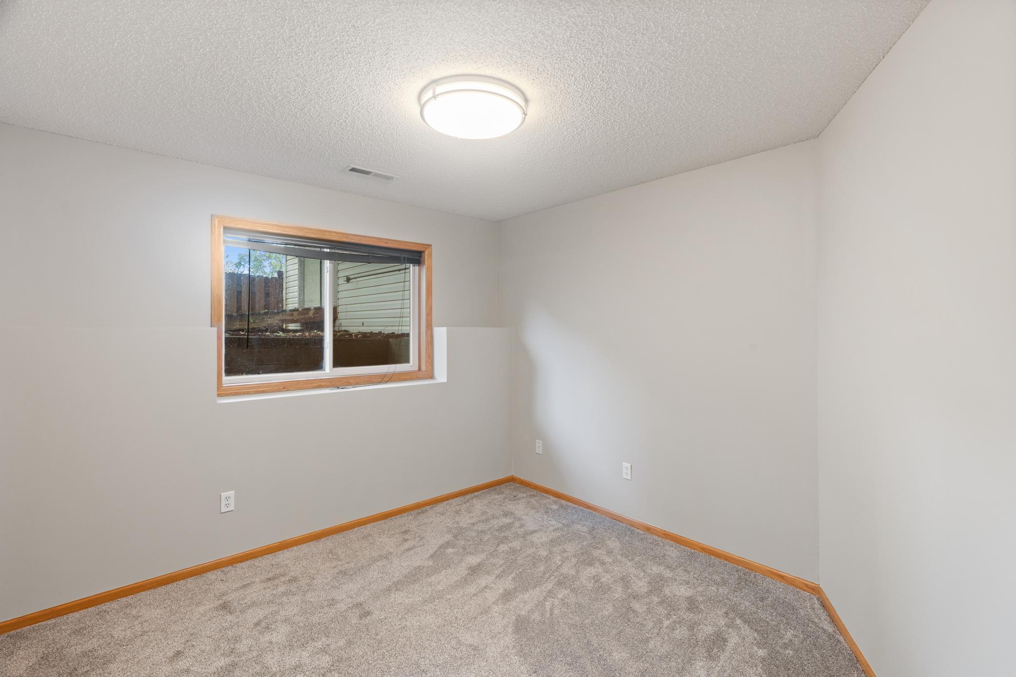 2975 Egan Avenue Property Photo 24