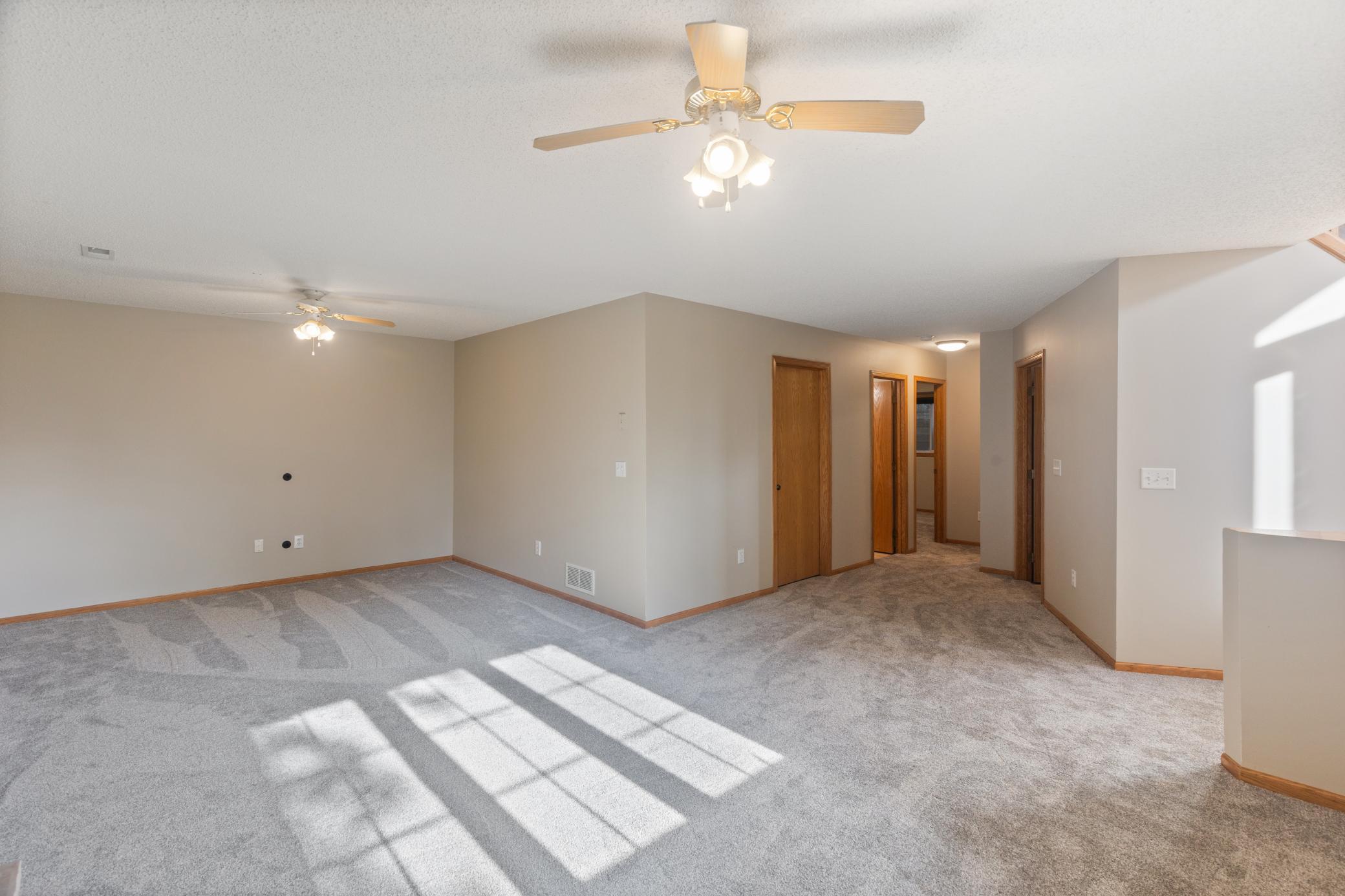2975 Egan Avenue Property Photo 27