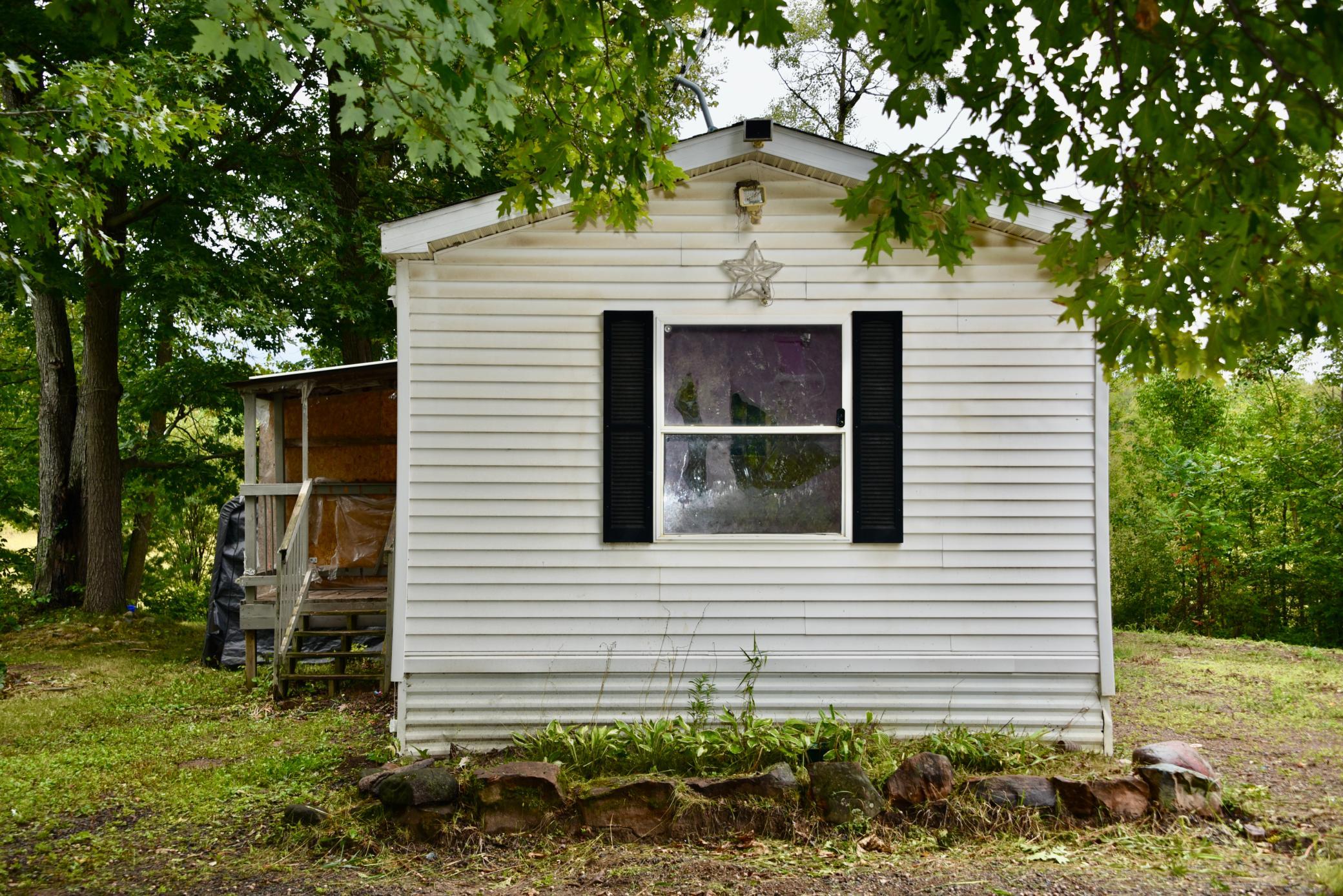 2464 Sherwood Street Property Photo 4