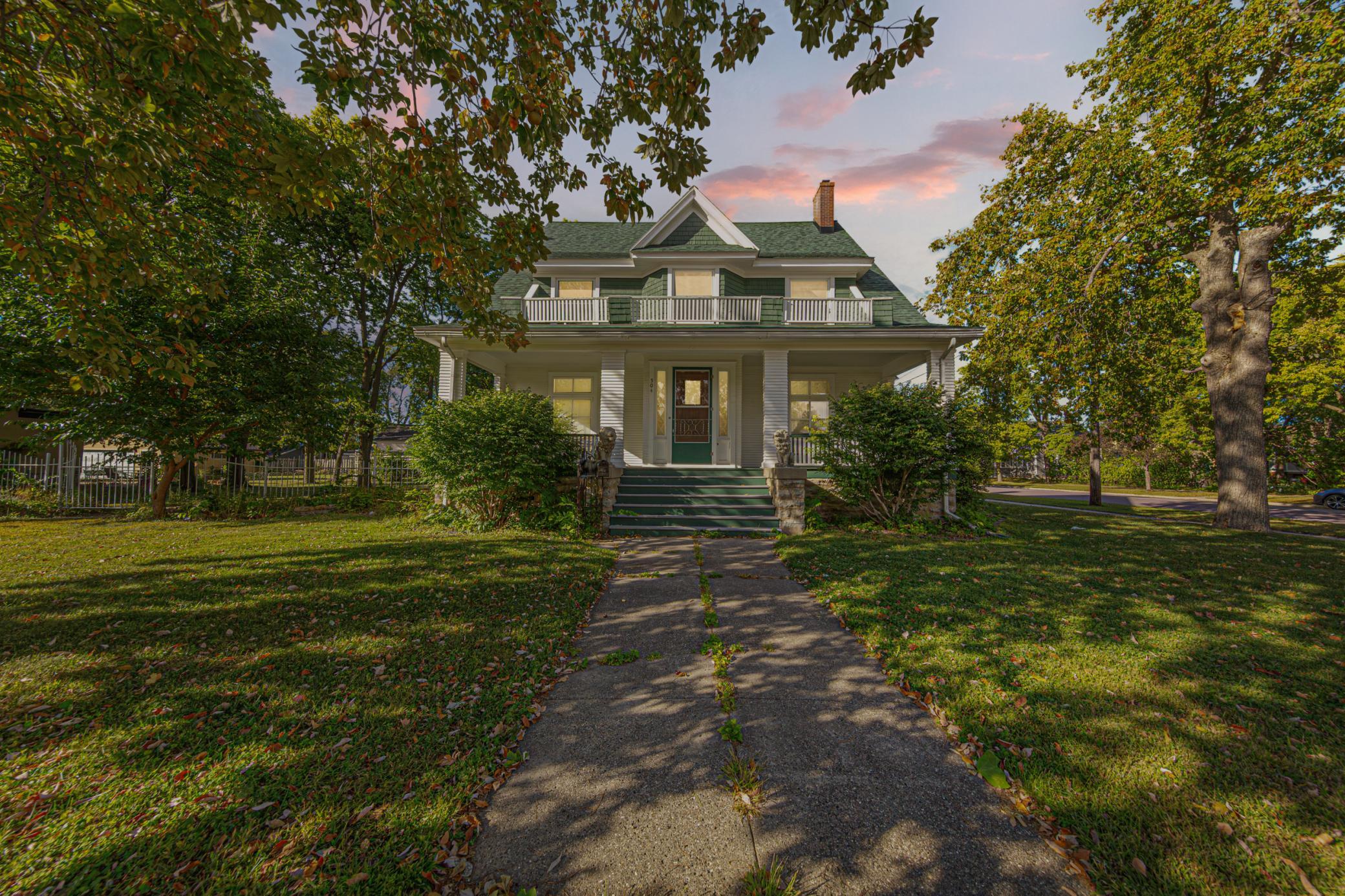 504 7th Street Nw Property Photo 1