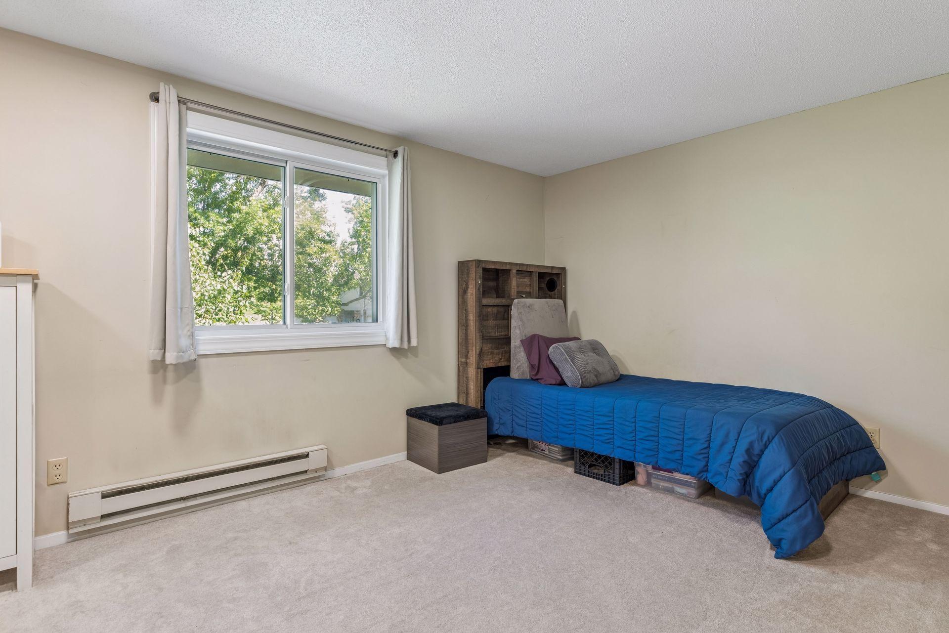 17587 Pond Circle Property Photo 7