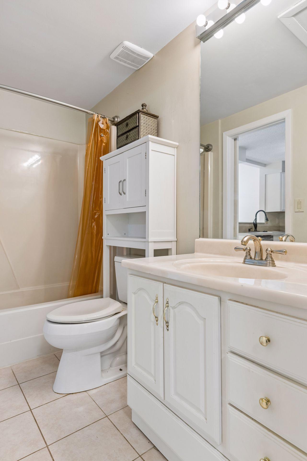 17587 Pond Circle Property Photo 9