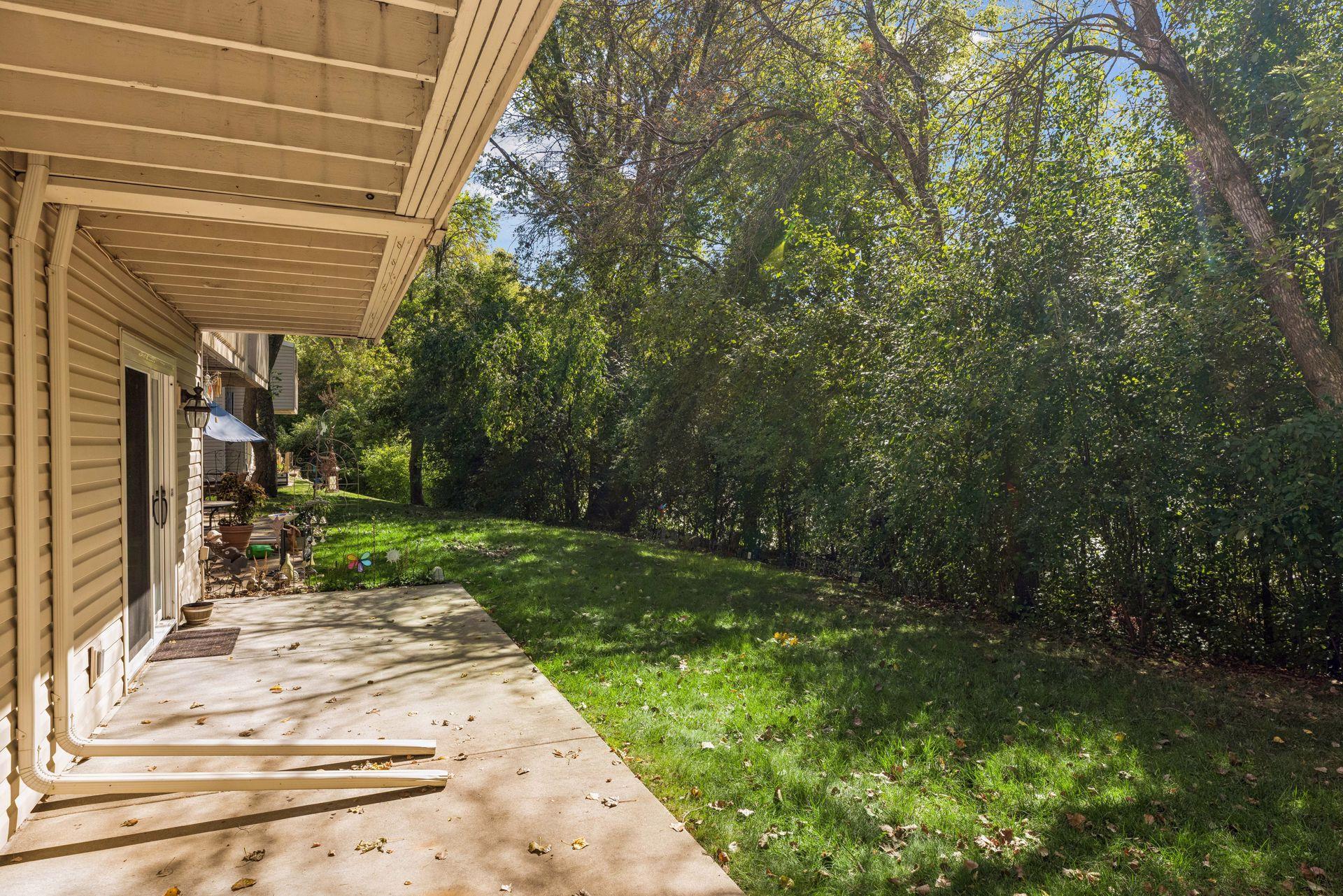 17587 Pond Circle Property Photo 17