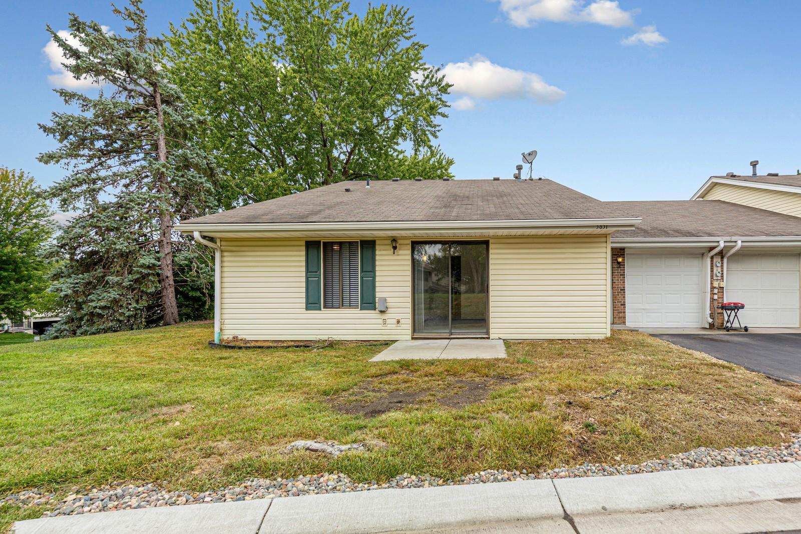 3831 Heather Drive Property Photo 2