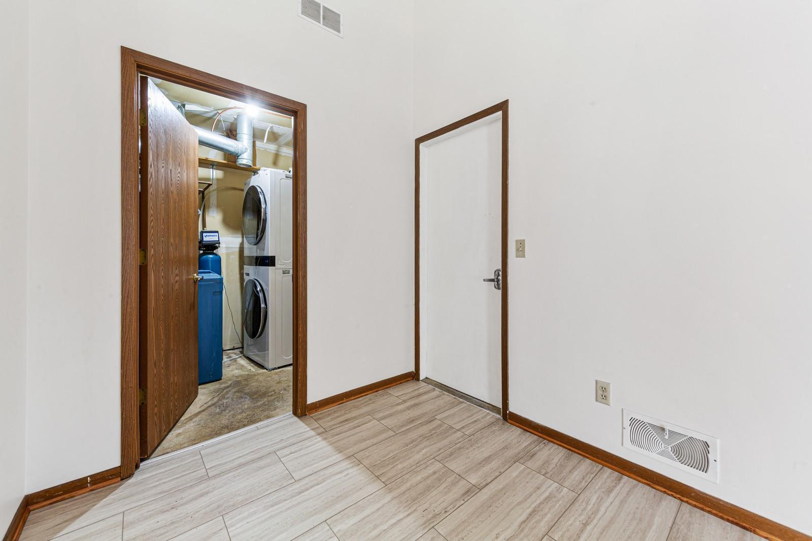 3831 Heather Drive Property Photo 17