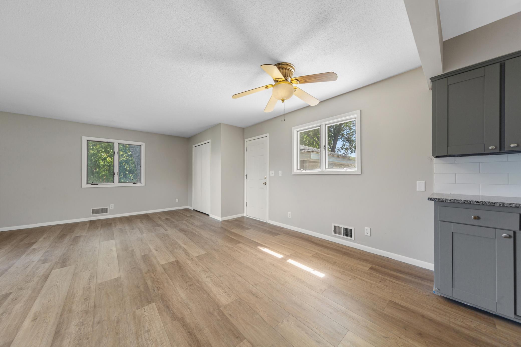 4242 Limestone Drive Property Photo 14