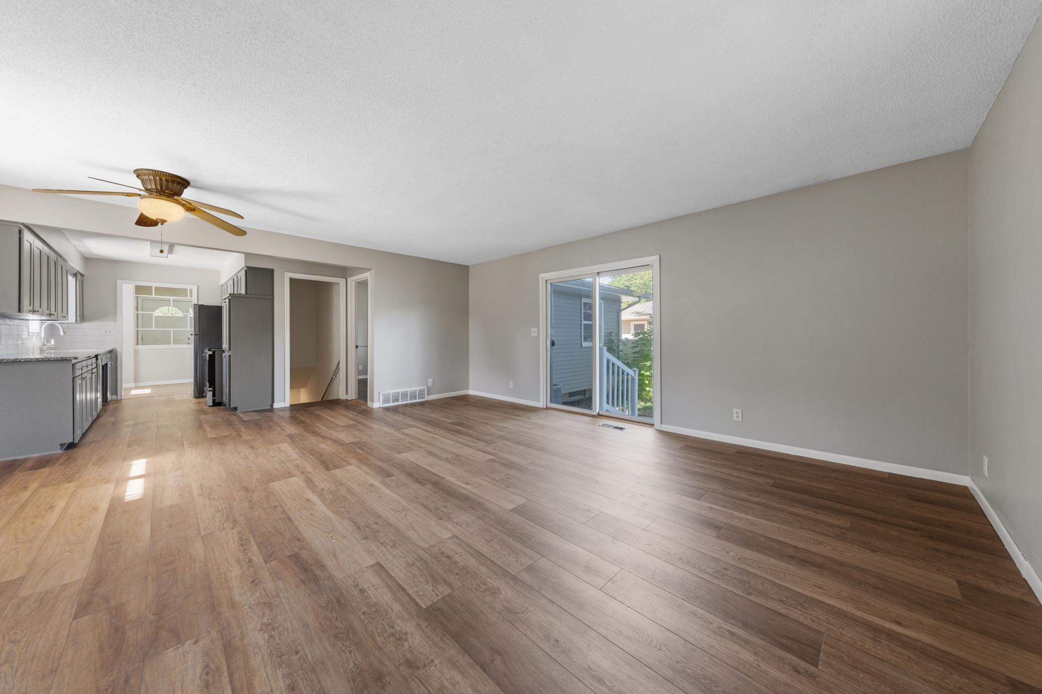 4242 Limestone Drive Property Photo 16