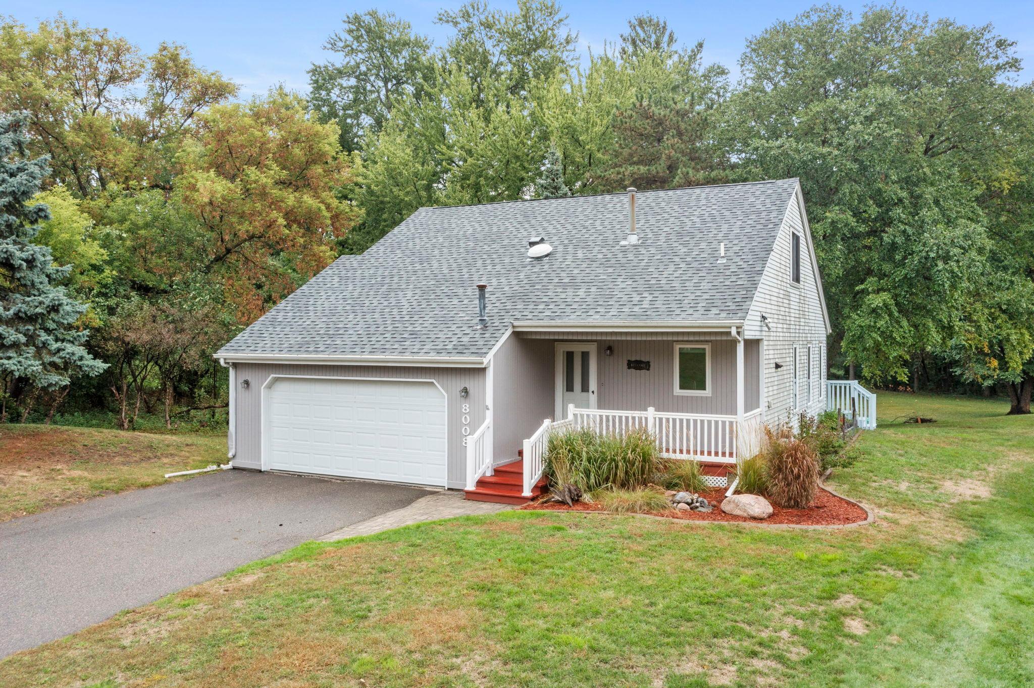 8008 Mount Curve Boulevard Property Photo 1