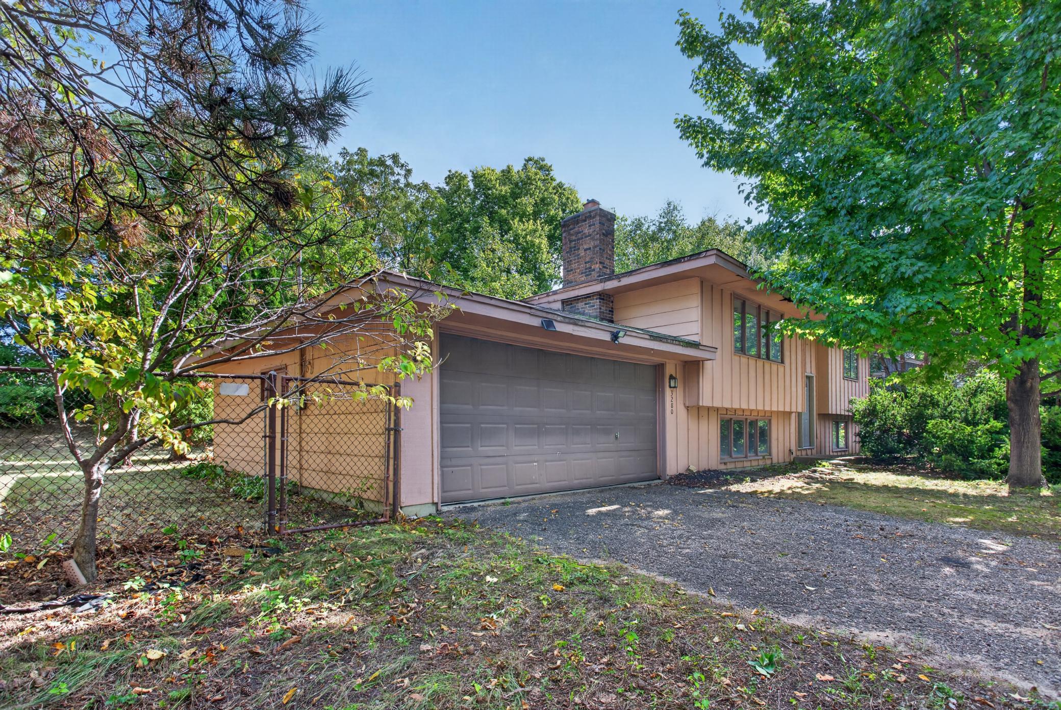 3280 Donald Avenue Property Photo 1