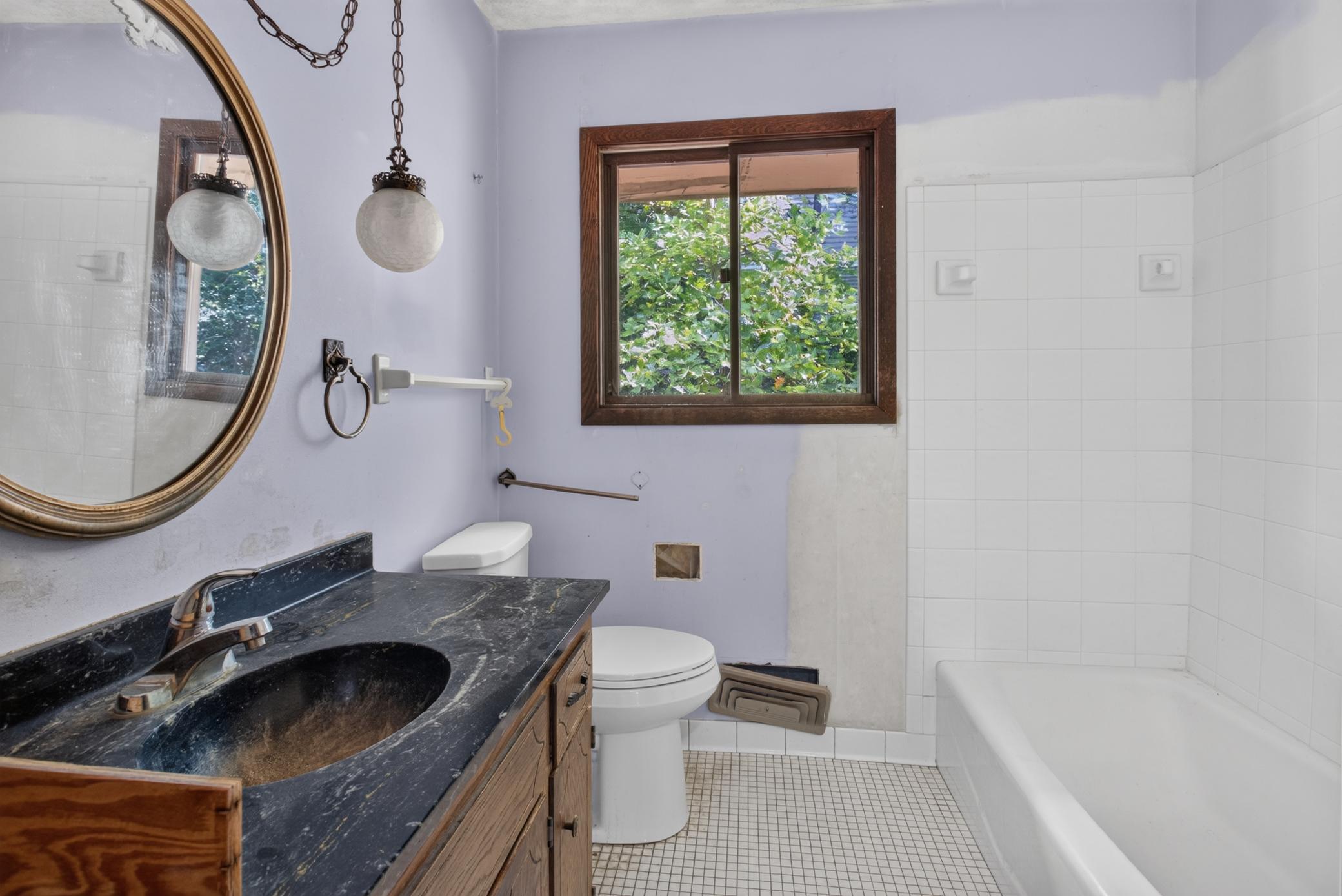 3280 Donald Avenue Property Photo 7