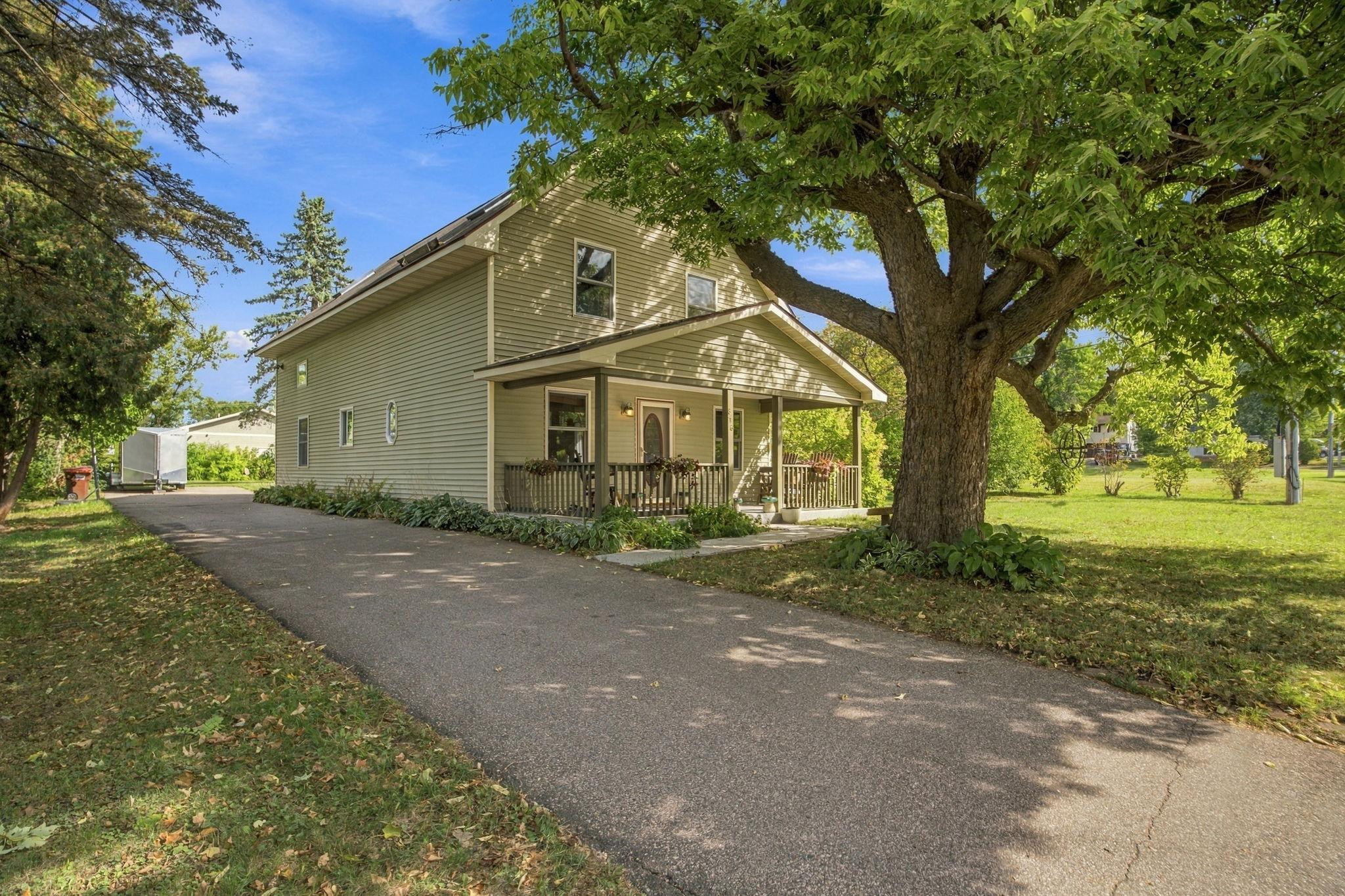816 Saint Croix Street