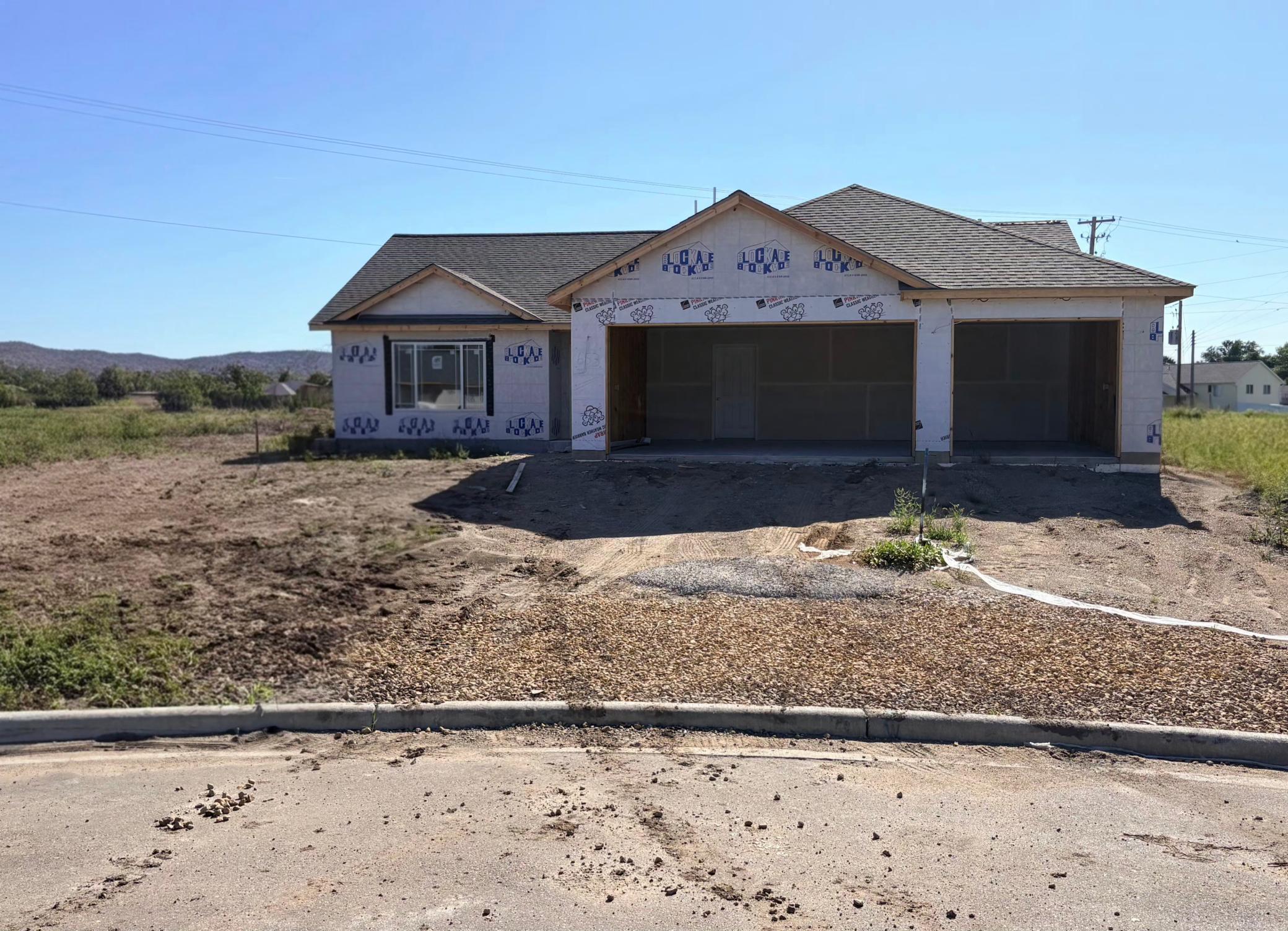 653 Daisy Court Property Photo 1
