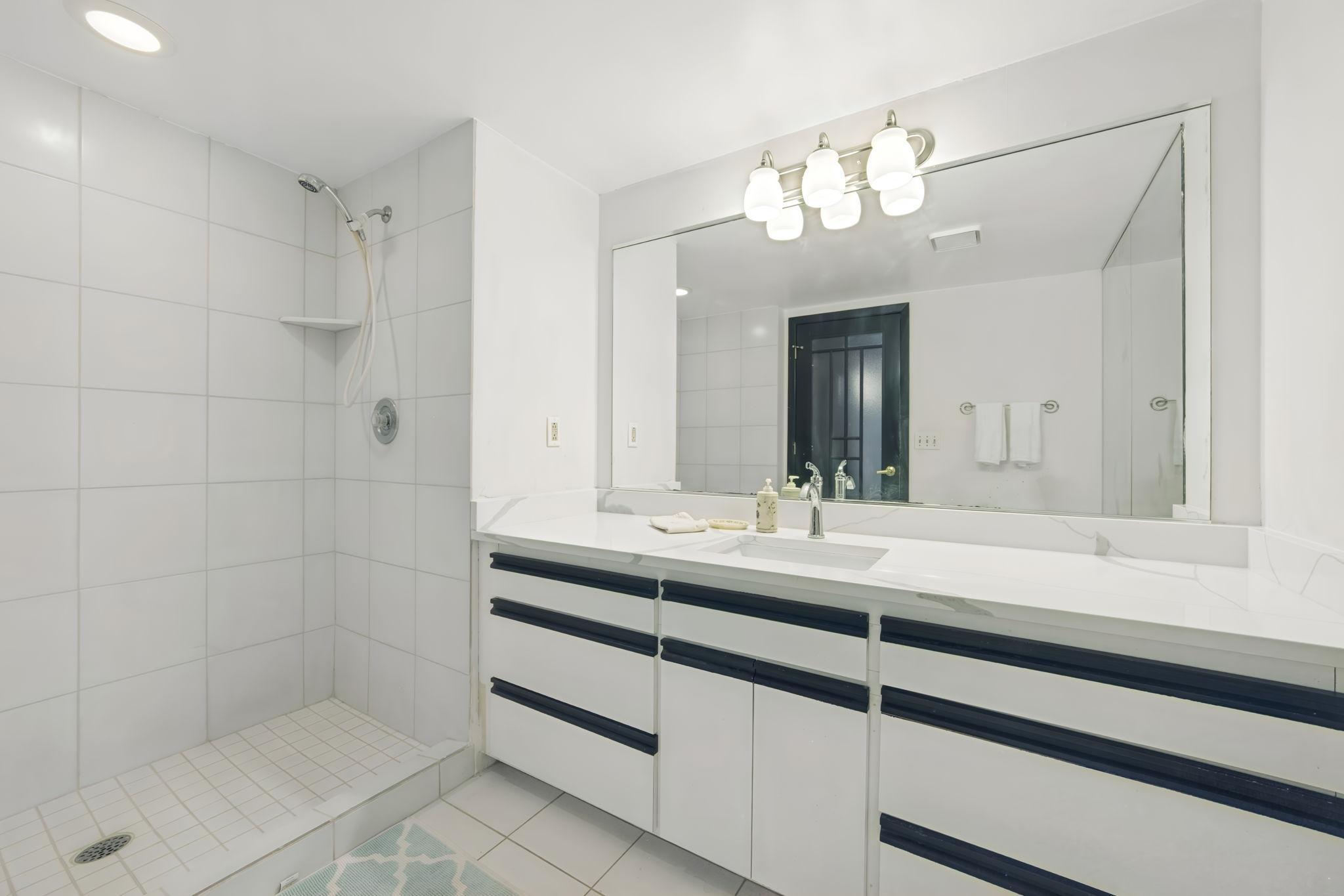 4166 Heatherton Place Property Photo 66