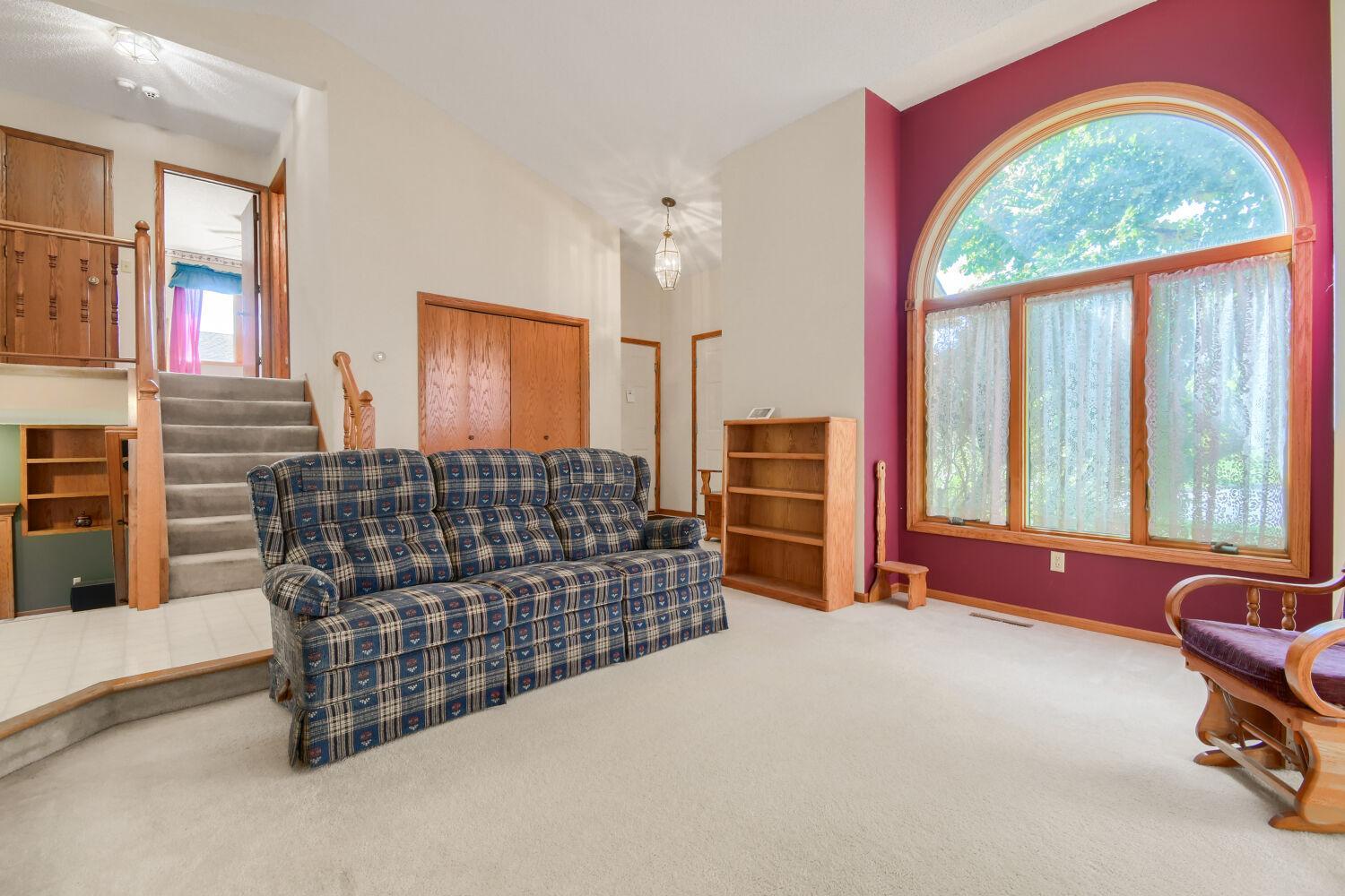 4670 Manor Drive Property Photo 11