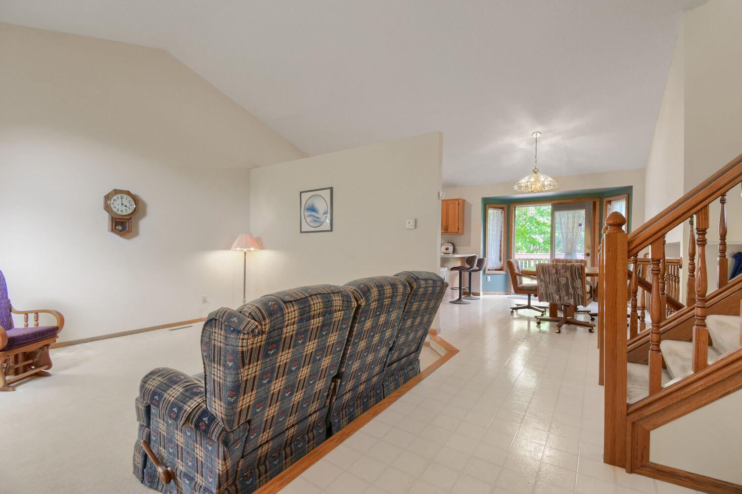 4670 Manor Drive Property Photo 12