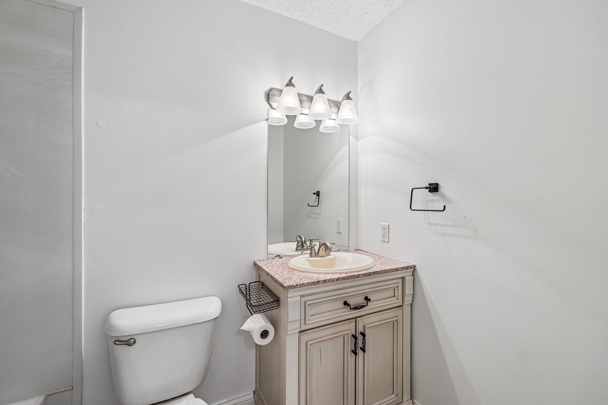 4082 Meadowlark Lane Property Photo 12