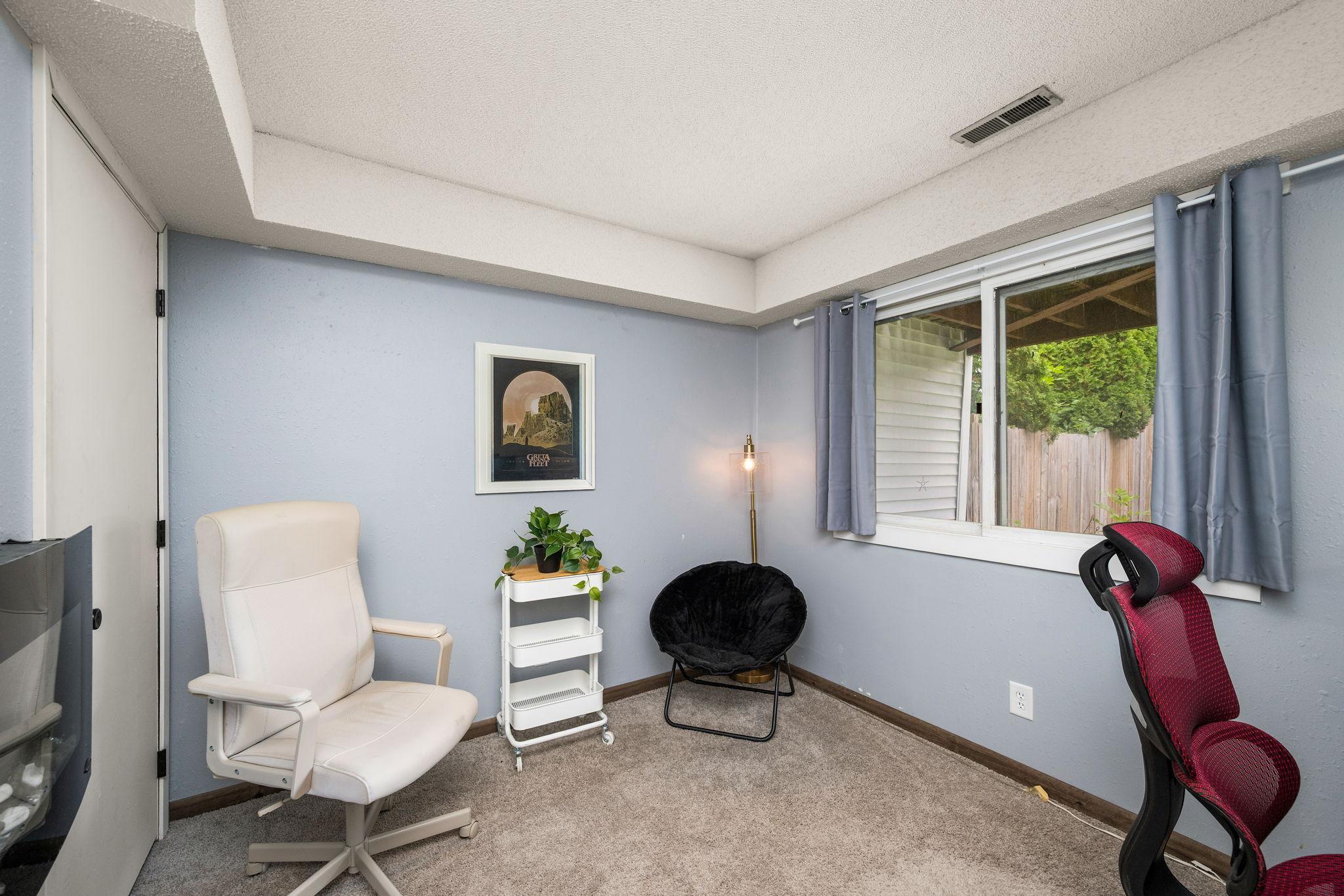 9787 Cavell Circle Property Photo 16