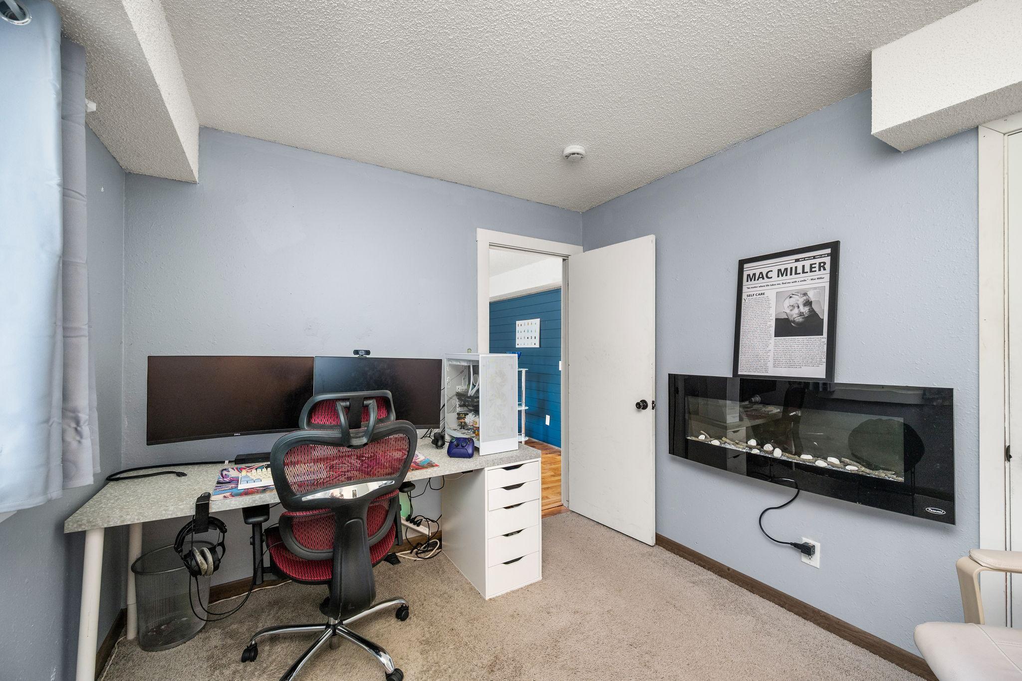 9787 Cavell Circle Property Photo 17