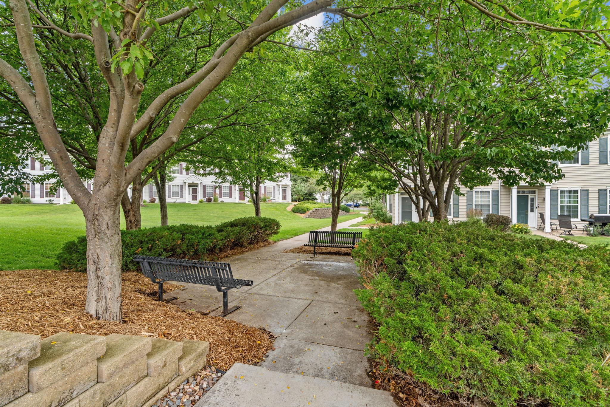 713 Cobblestone Way Property Photo 4