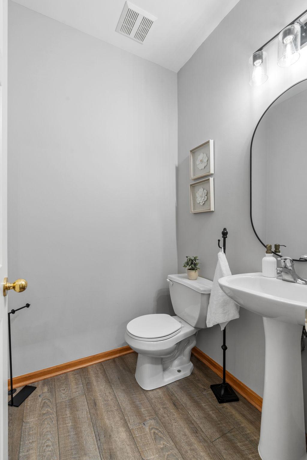 713 Cobblestone Way Property Photo 12