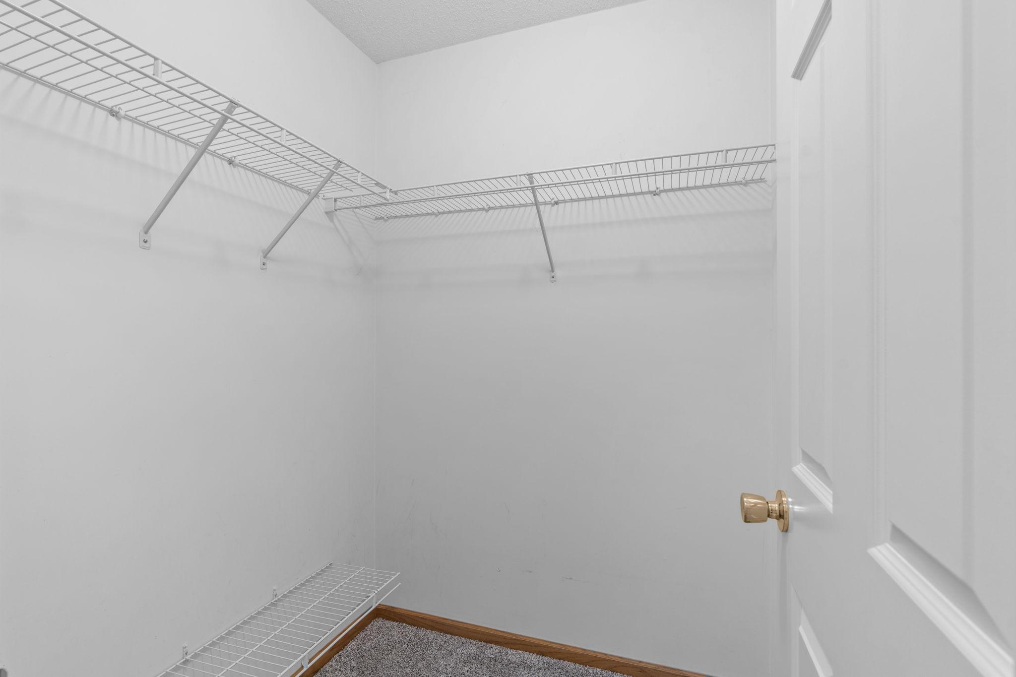 713 Cobblestone Way Property Photo 17