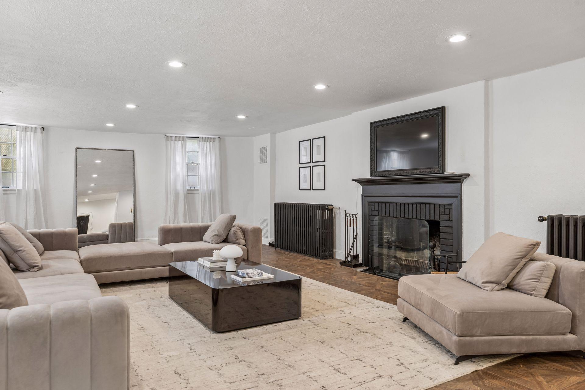 1122 Mount Curve Avenue Property Photo 72