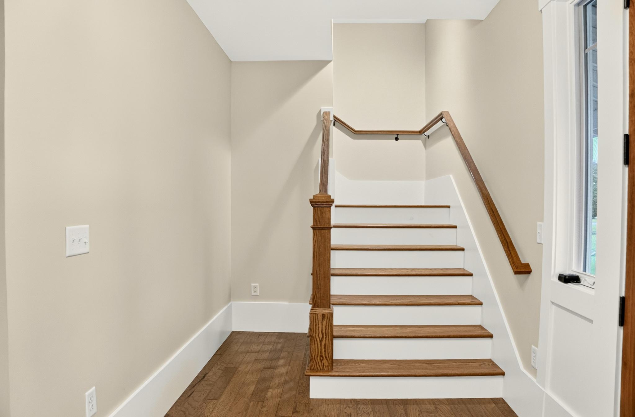 2718 Northridge Drive Property Photo 5