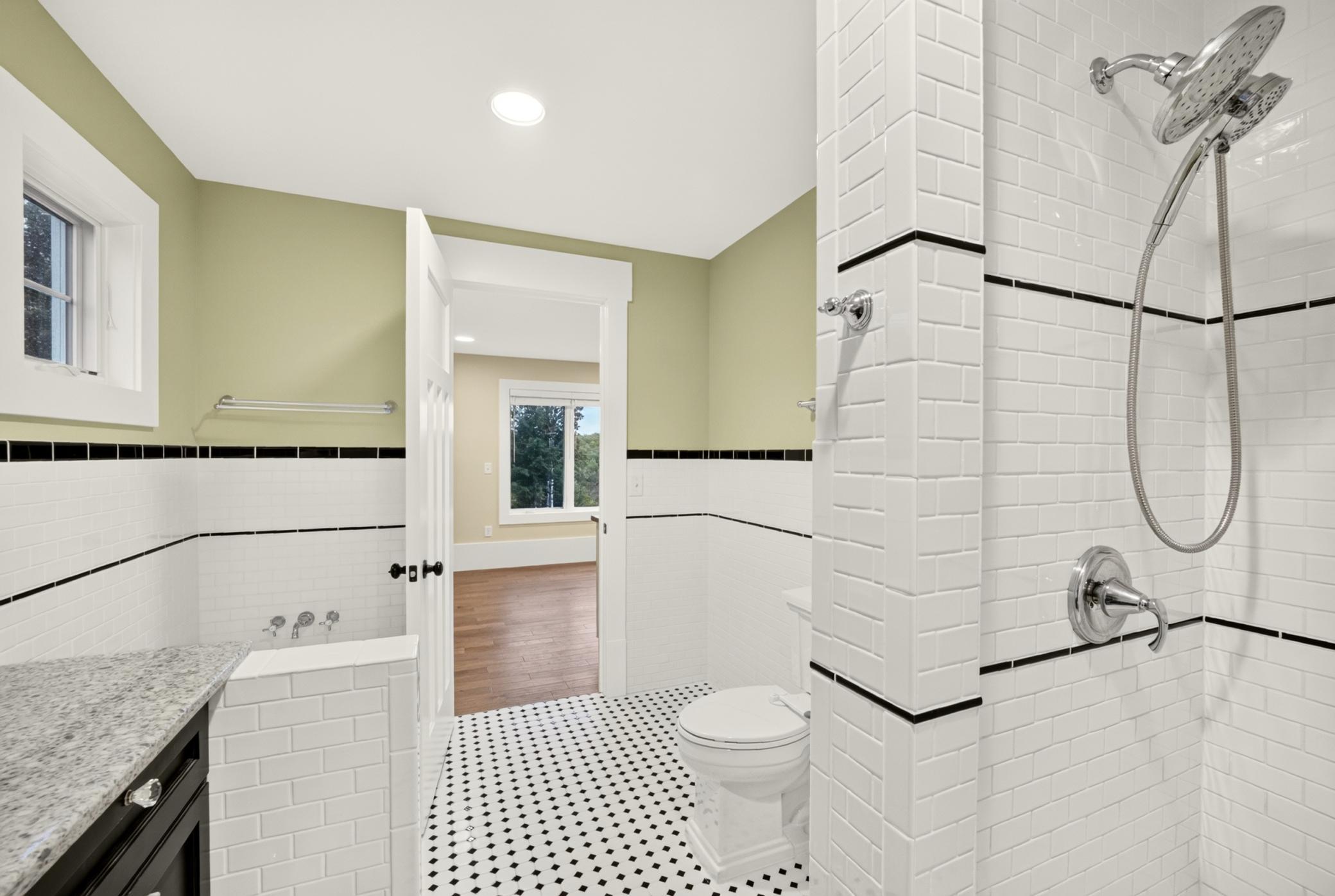 2718 Northridge Drive Property Photo 24