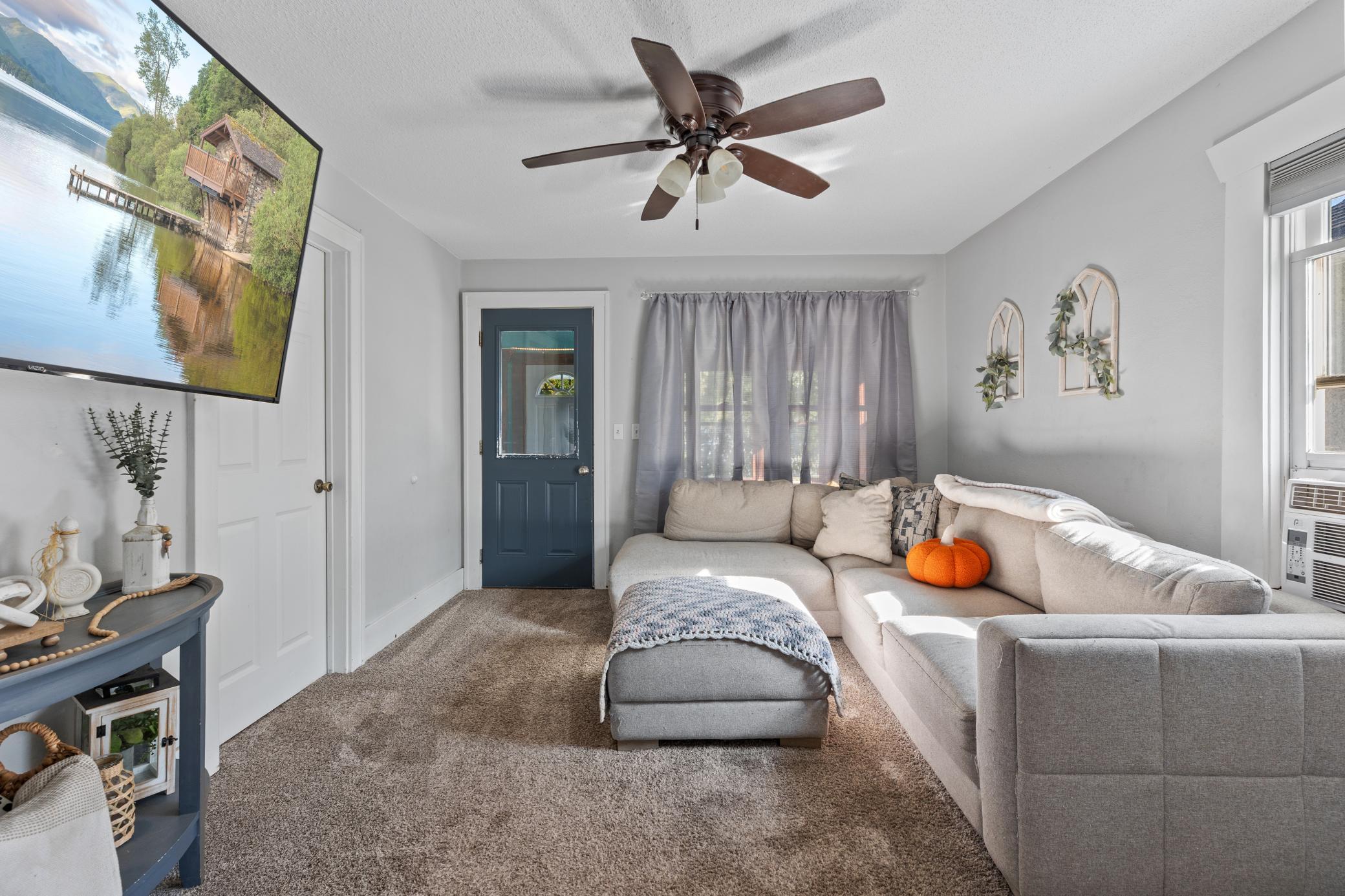 828 Quince Street Property Photo 2
