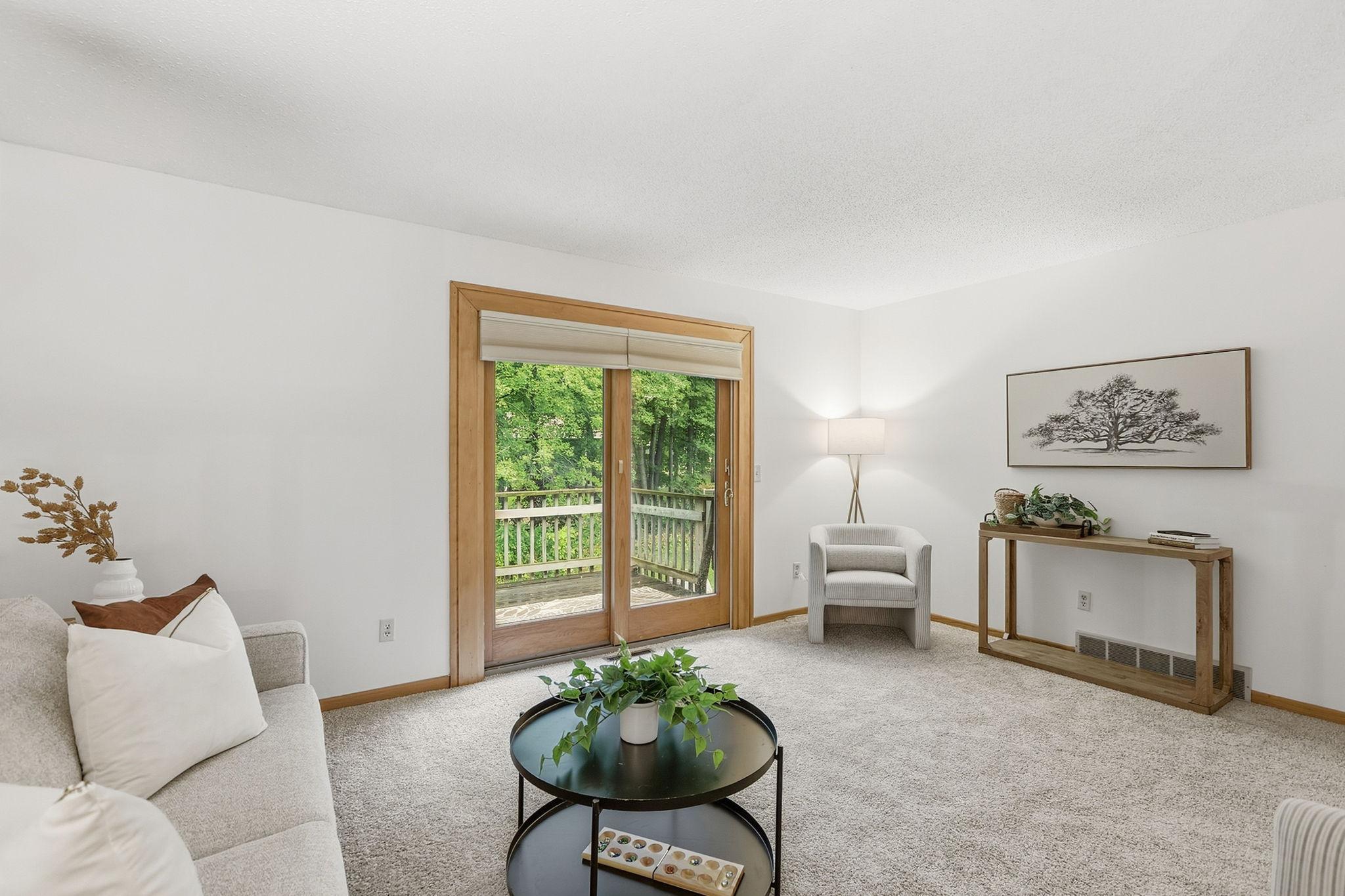 9974 Hemlock Way Property Photo 14