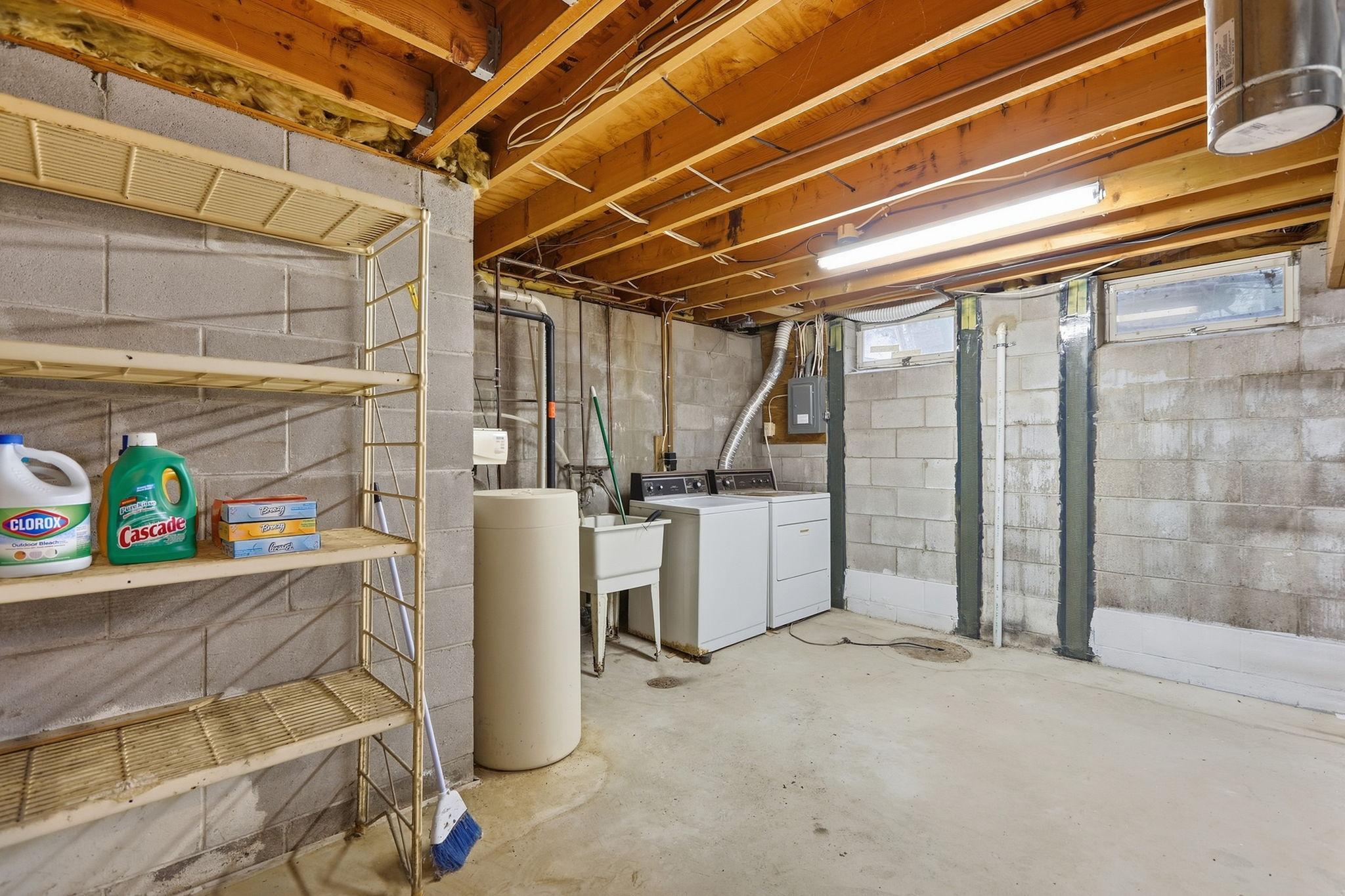 9974 Hemlock Way Property Photo 34