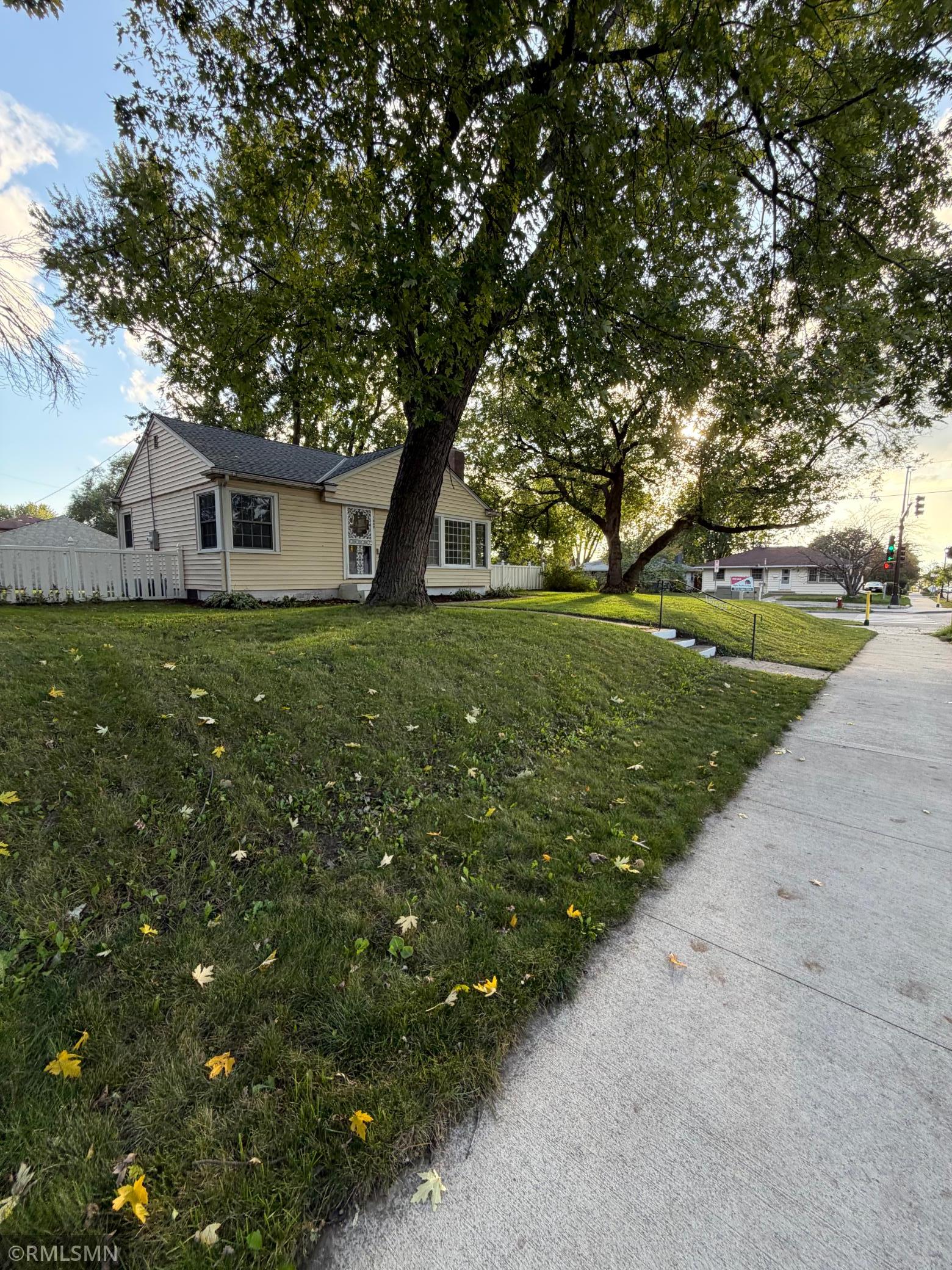 1600 37th Avenue Ne Property Photo 5