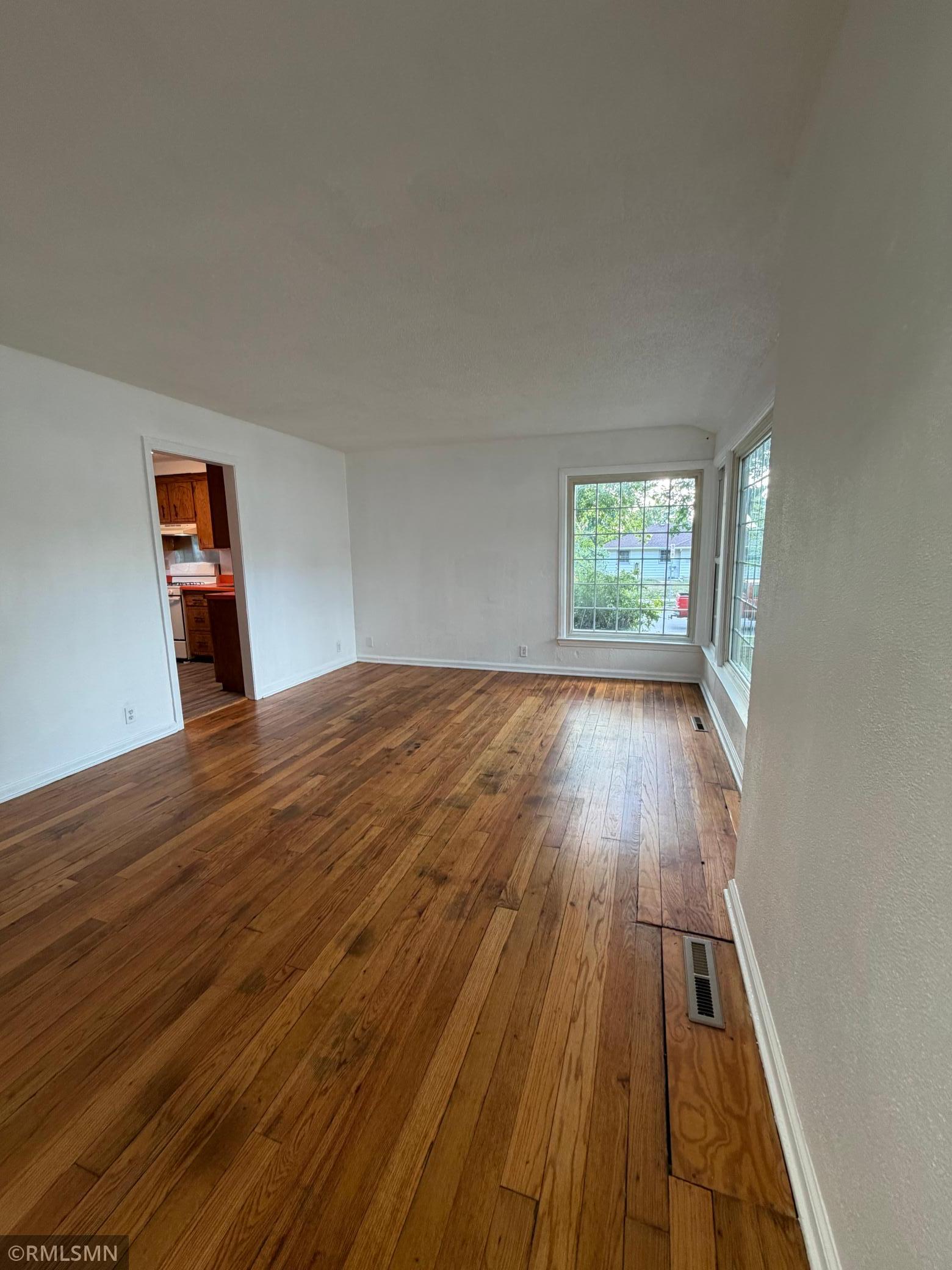 1600 37th Avenue Ne Property Photo 12