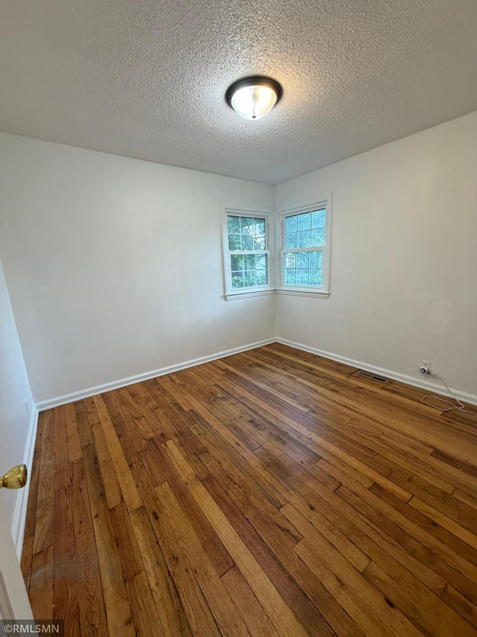 1600 37th Avenue Ne Property Photo 13