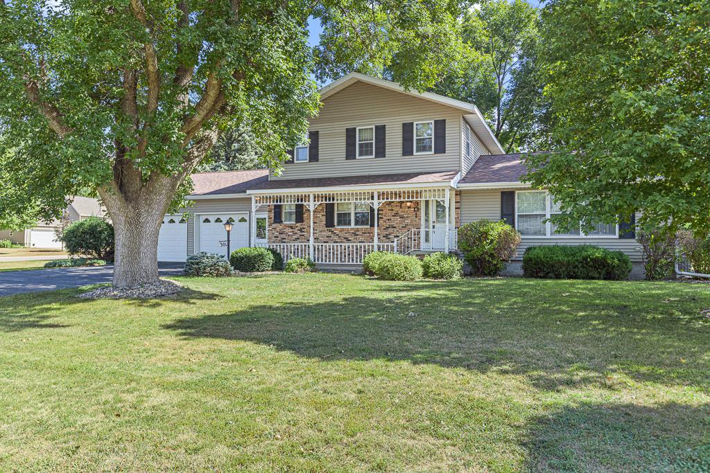301 Birch Street Property Photo 6