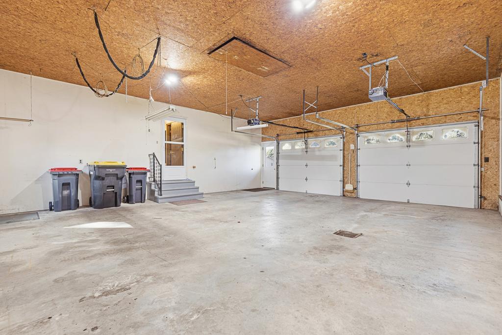 301 Birch Street Property Photo 42