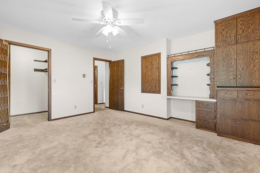 301 Birch Street Property Photo 57