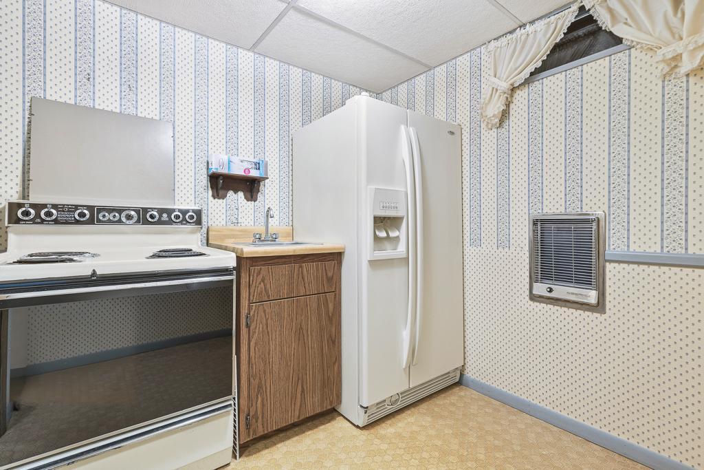 301 Birch Street Property Photo 63