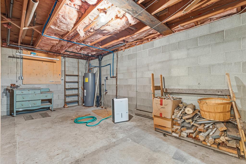 301 Birch Street Property Photo 74