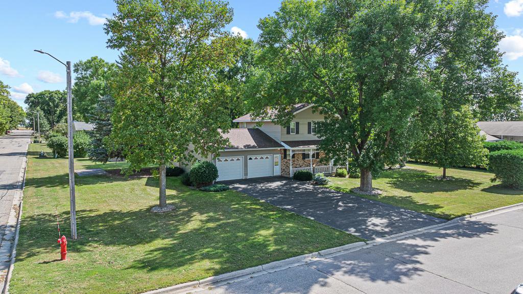 301 Birch Street Property Photo 78