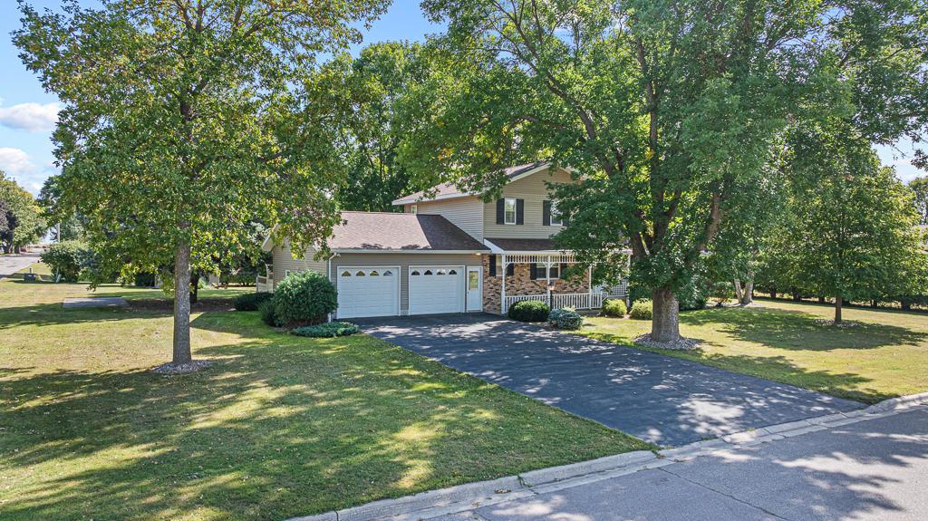 301 Birch Street Property Photo 79