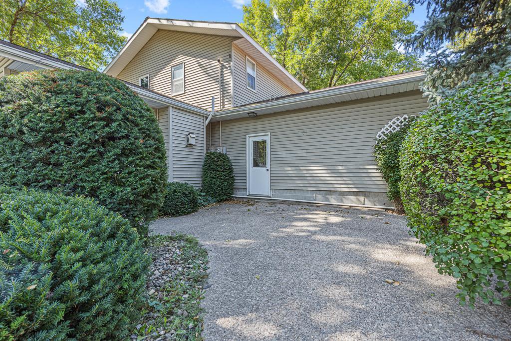 301 Birch Street Property Photo 85
