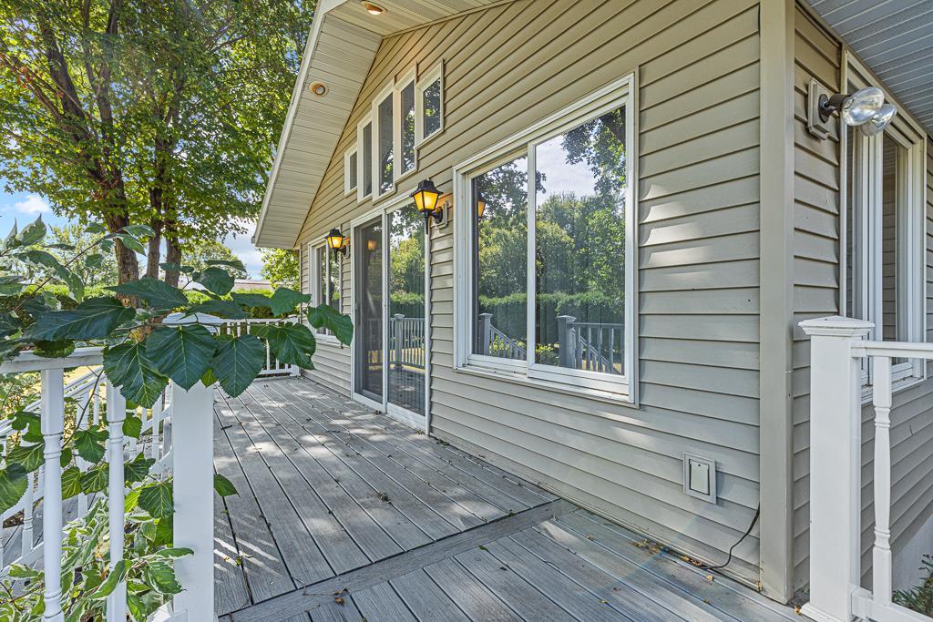 301 Birch Street Property Photo 90