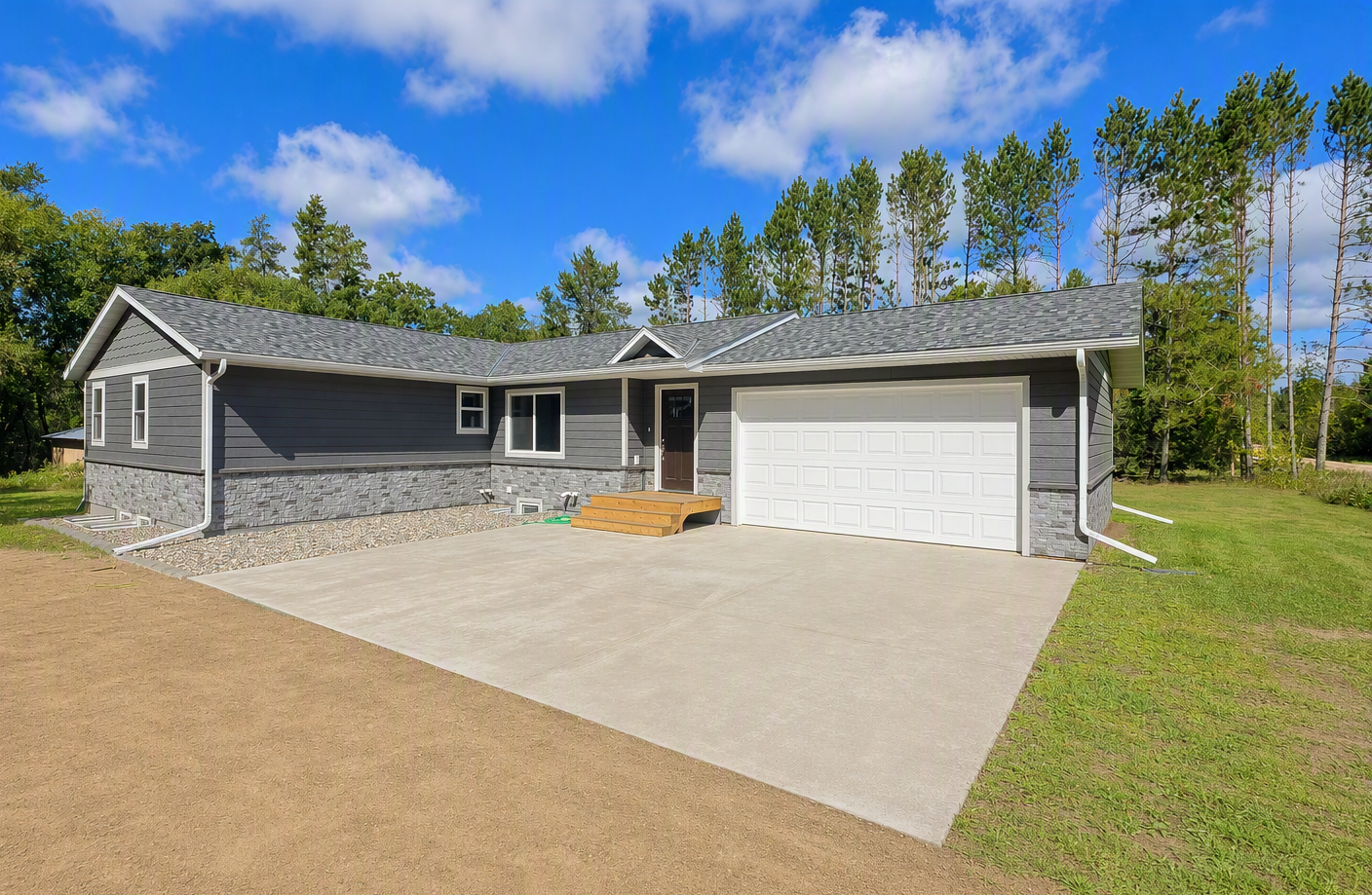 12587 65th Avenue Sw Property Photo 1