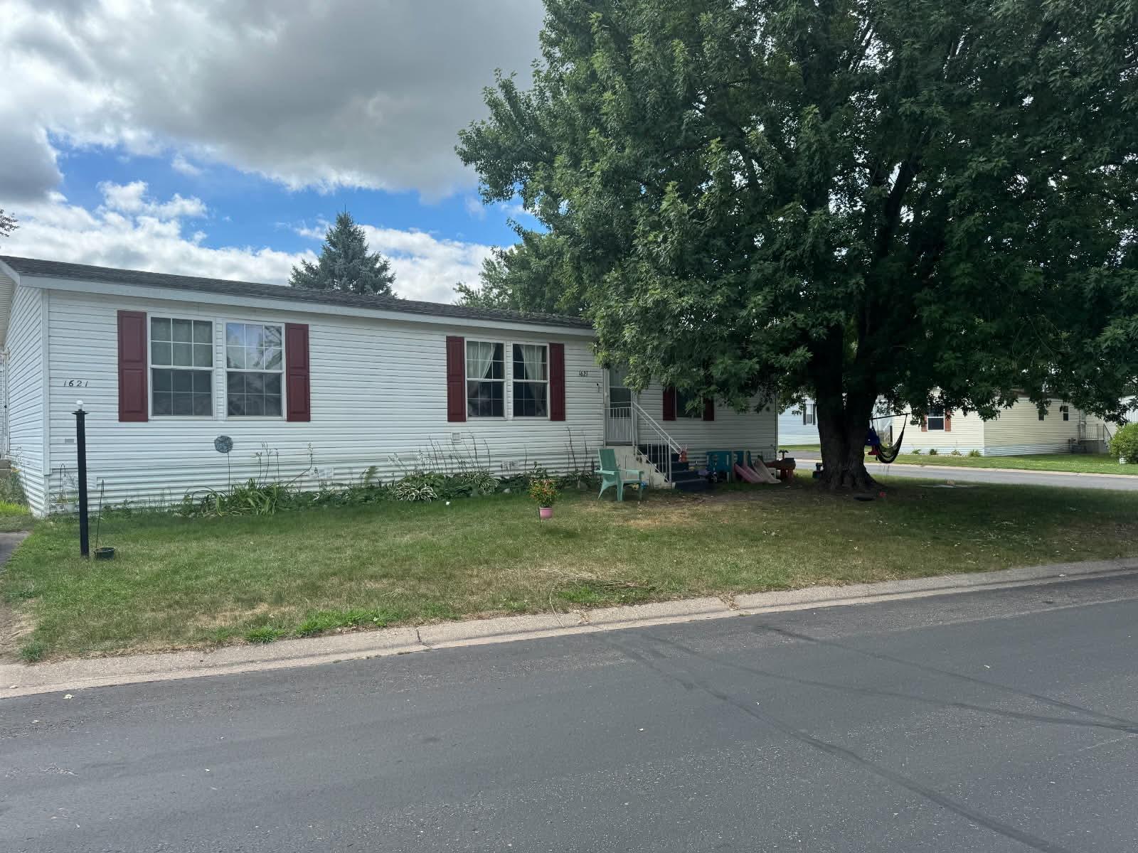 1621 Park Street Property Photo 1