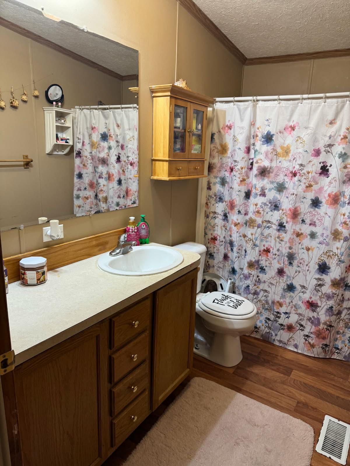 1621 Park Street Property Photo 5