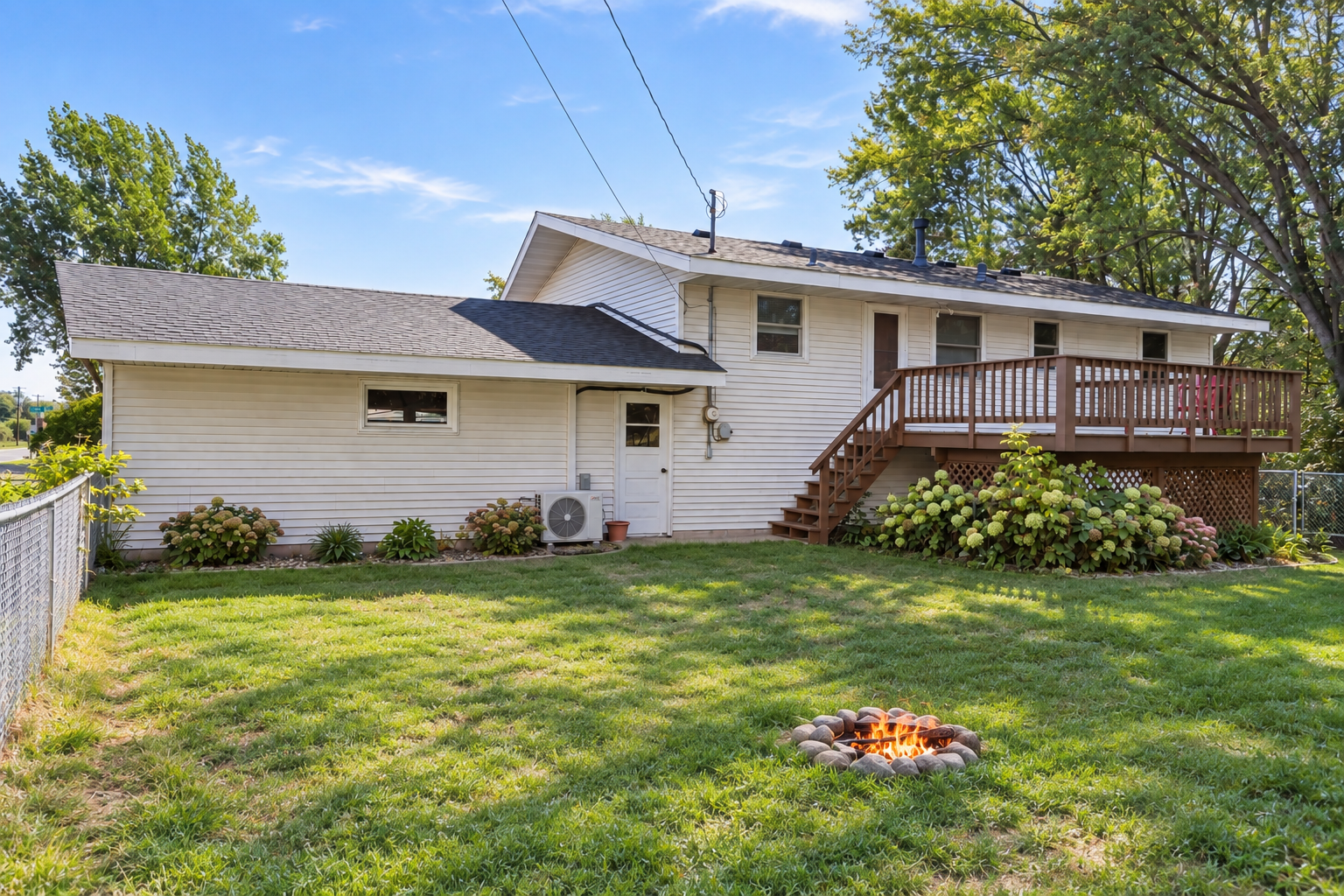 26496 Forli Avenue Property Photo 6