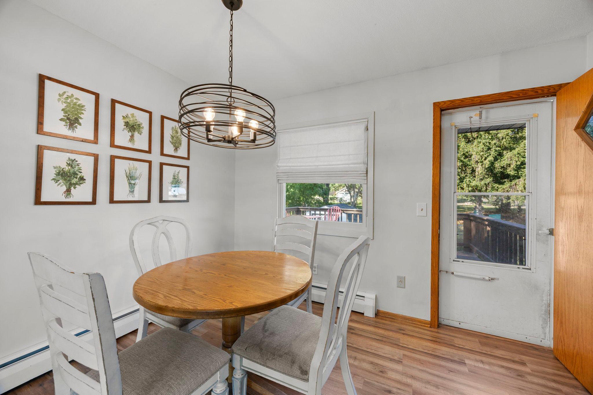 26496 Forli Avenue Property Photo 10