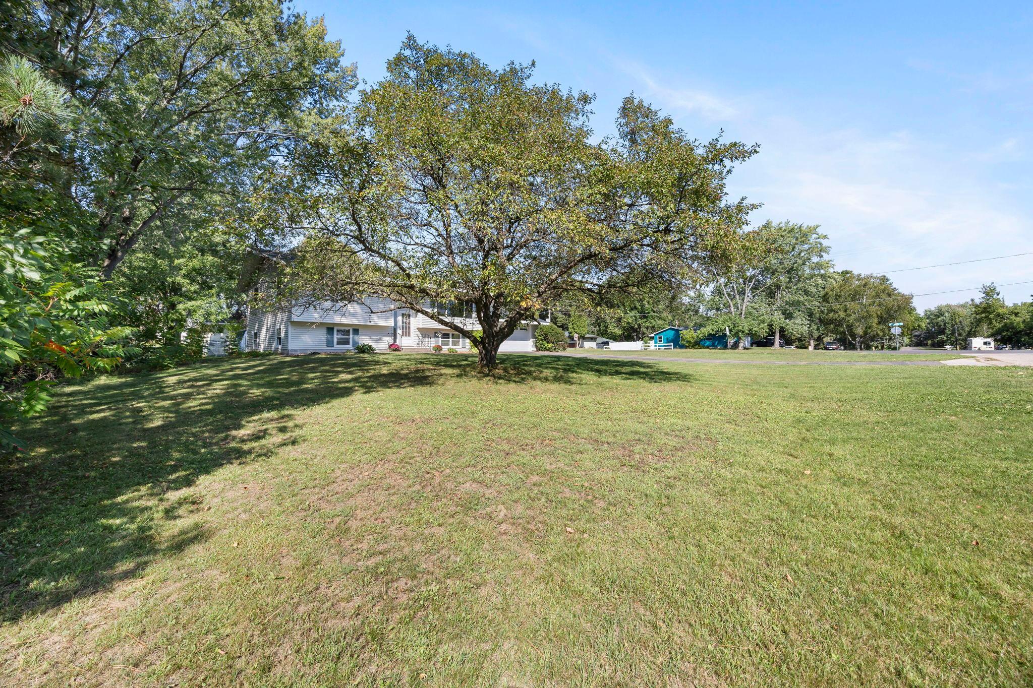 26496 Forli Avenue Property Photo 30